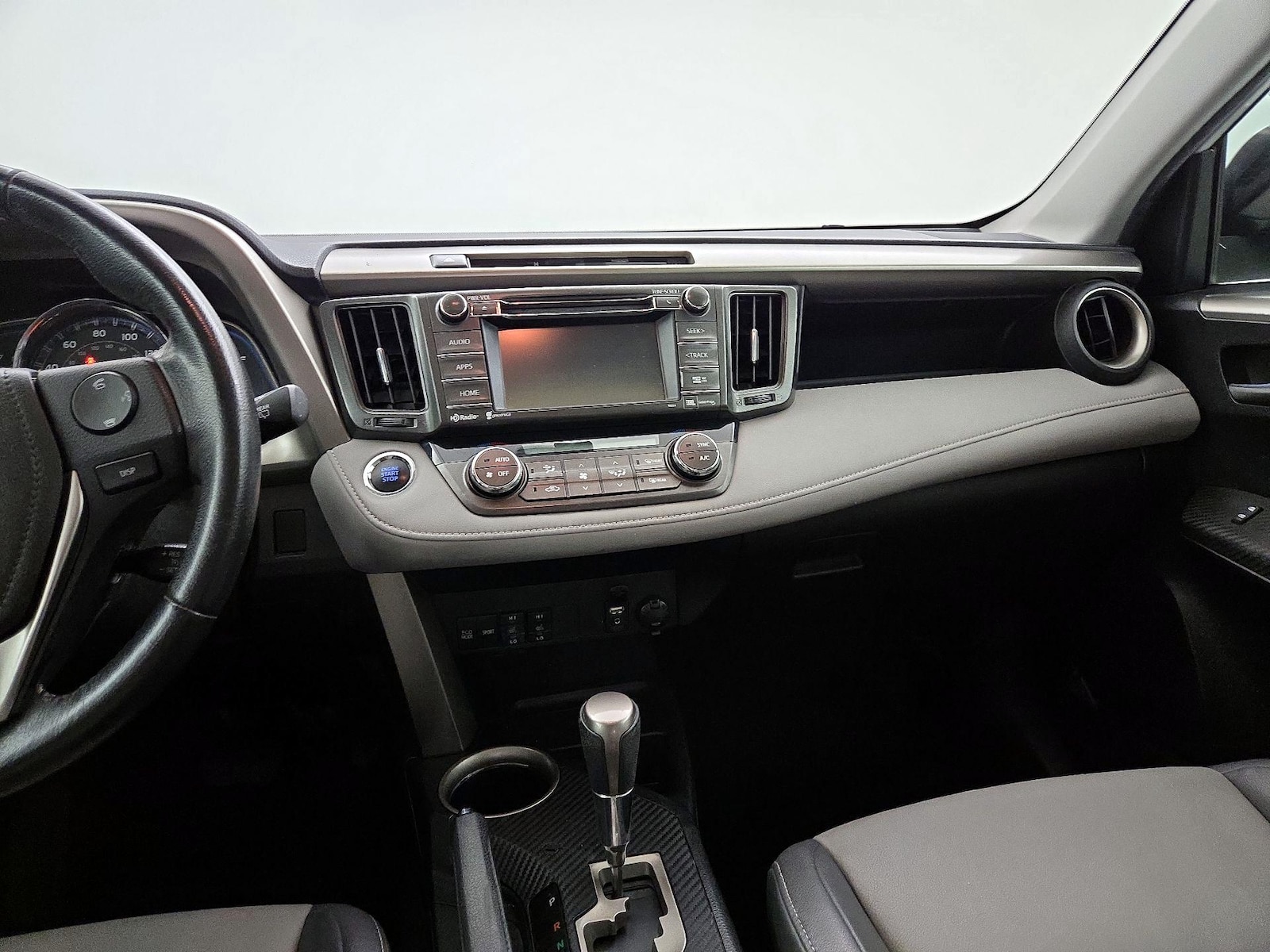2015 Toyota RAV4 Limited - Photo 10