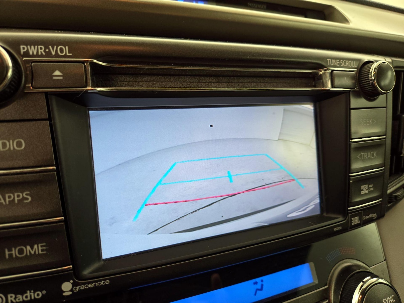 2015 Toyota RAV4 Limited - Photo 15