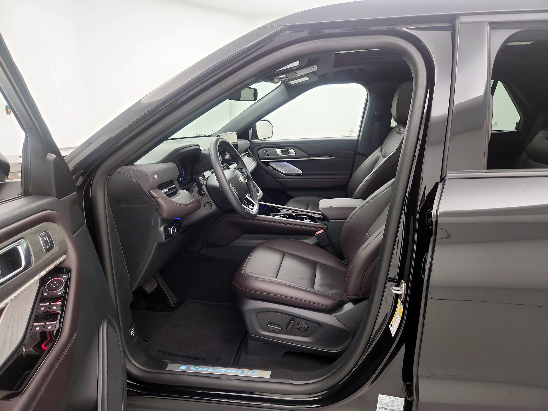 Thumbnail: 2025 Ford Explorer - 11