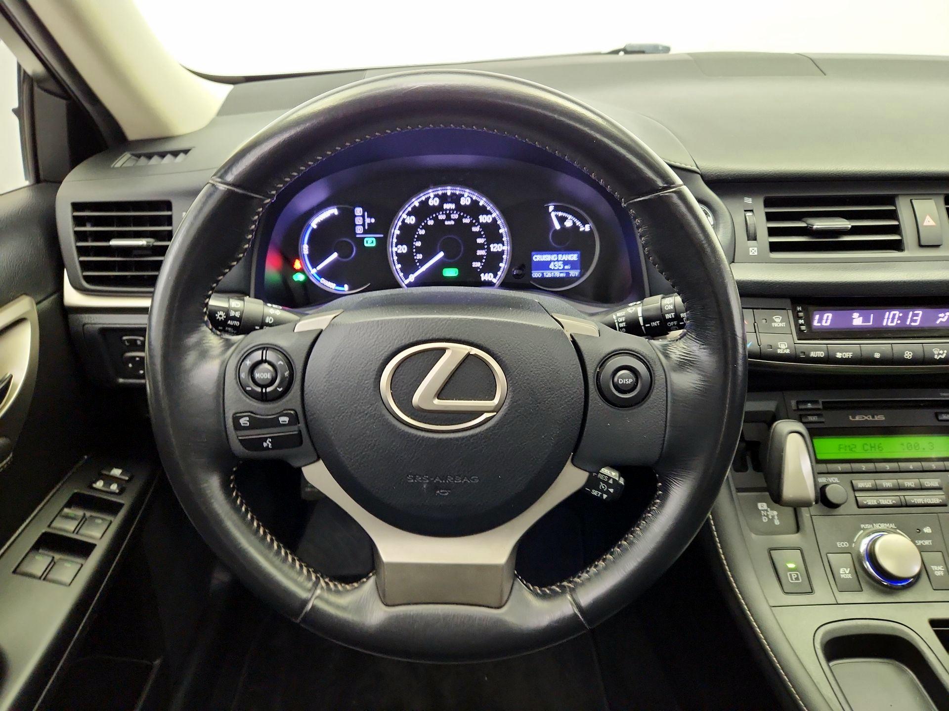 Thumbnail: 2015 Lexus CT - 10