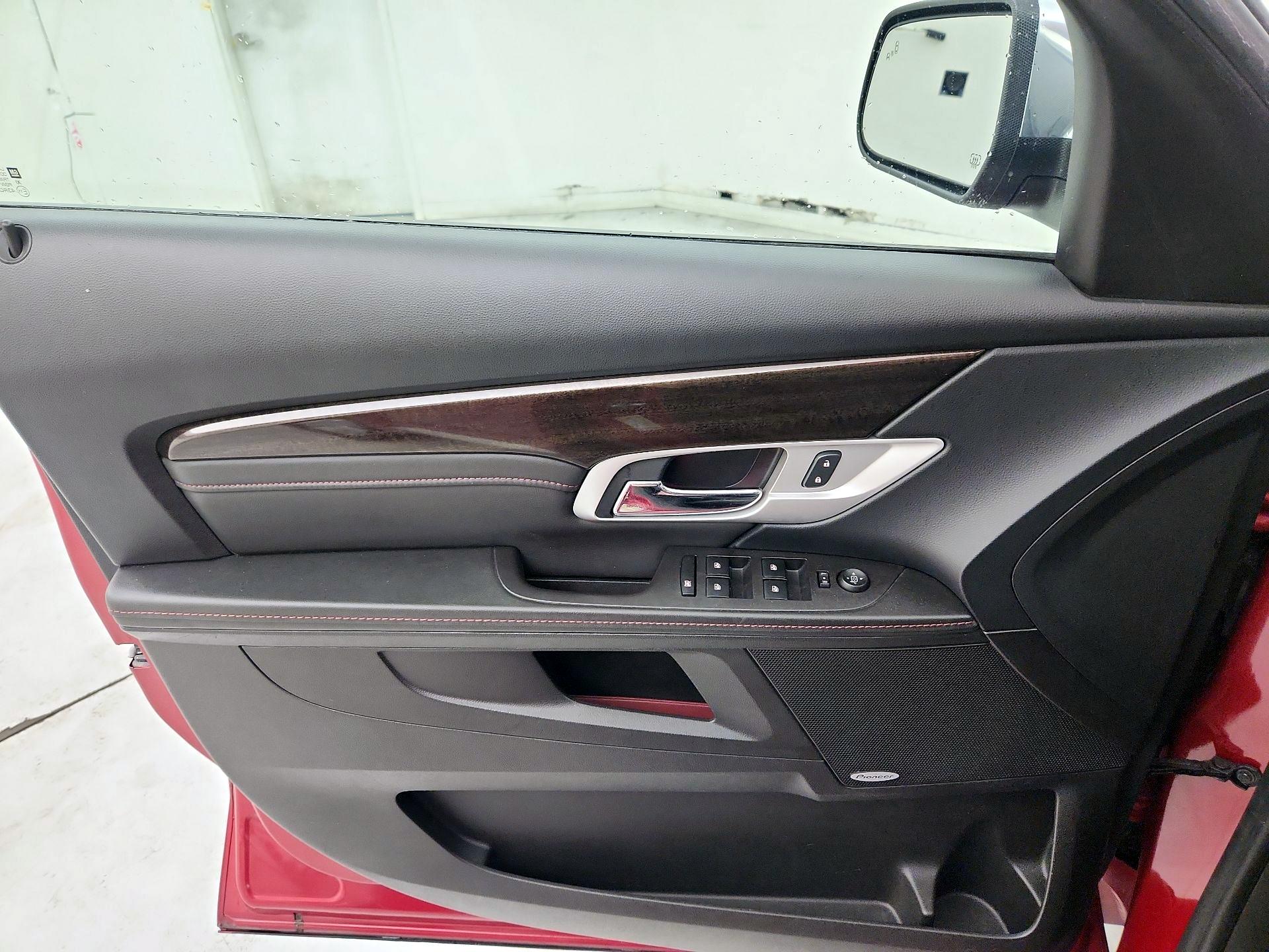 Thumbnail: 2015 GMC Terrain - 12