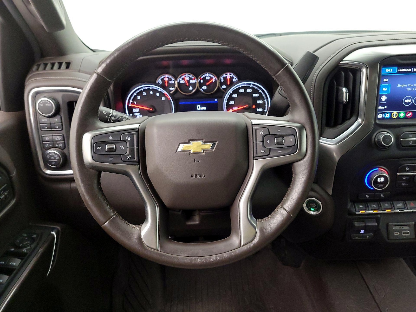 2020 Chevrolet Silverado 1500 LTZ - Photo 11