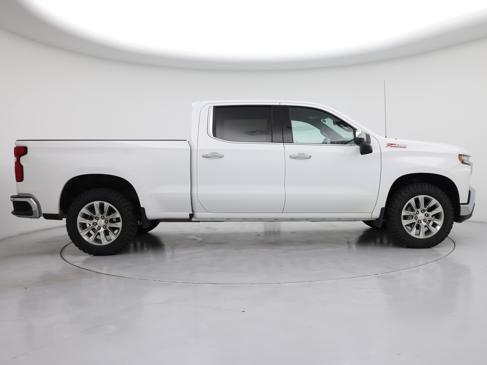 2020 Chevrolet Silverado 1500 LTZ - Photo 8