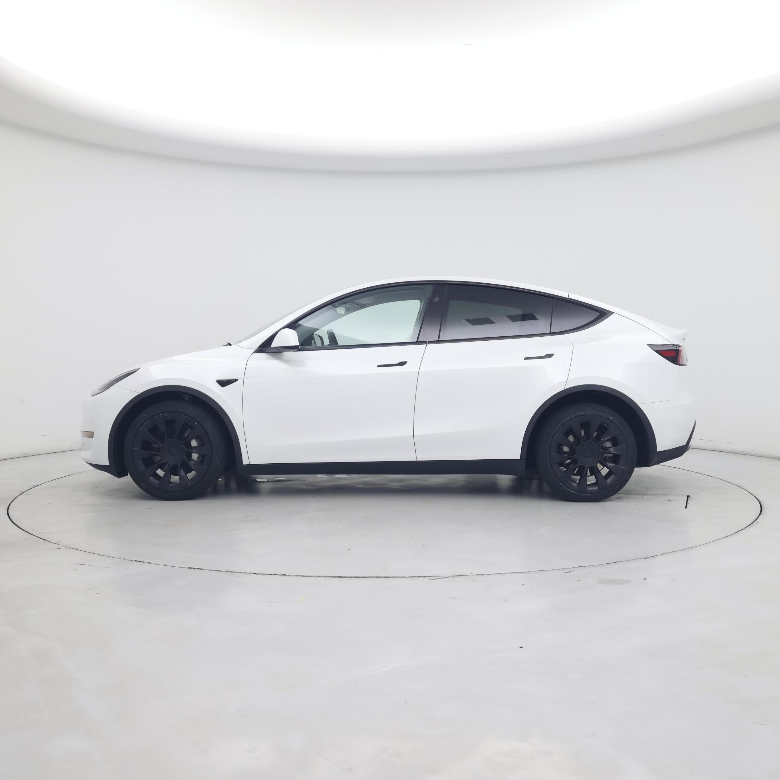 Thumbnail: 2023 Tesla Model Y - 3