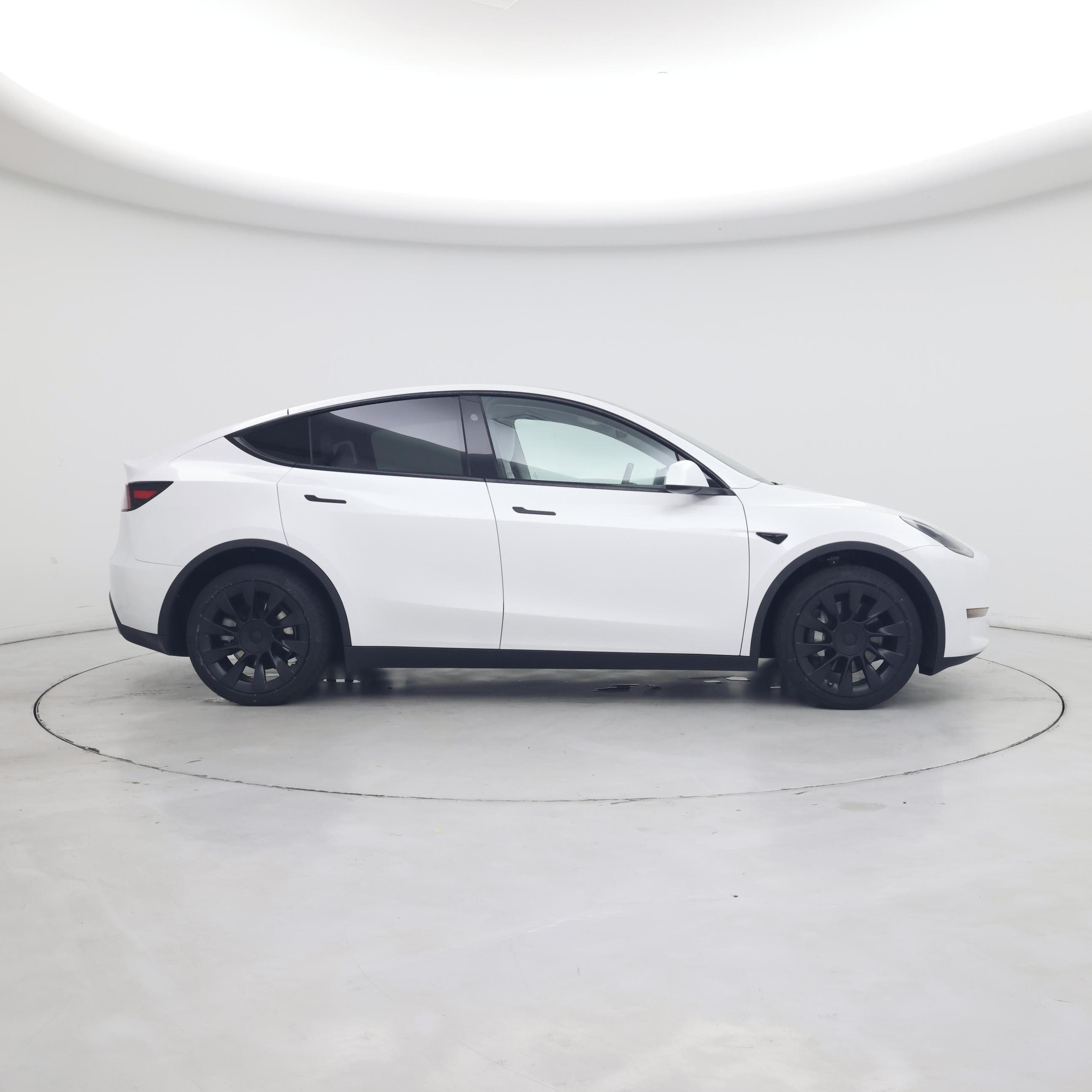 Thumbnail: 2023 Tesla Model Y - 7