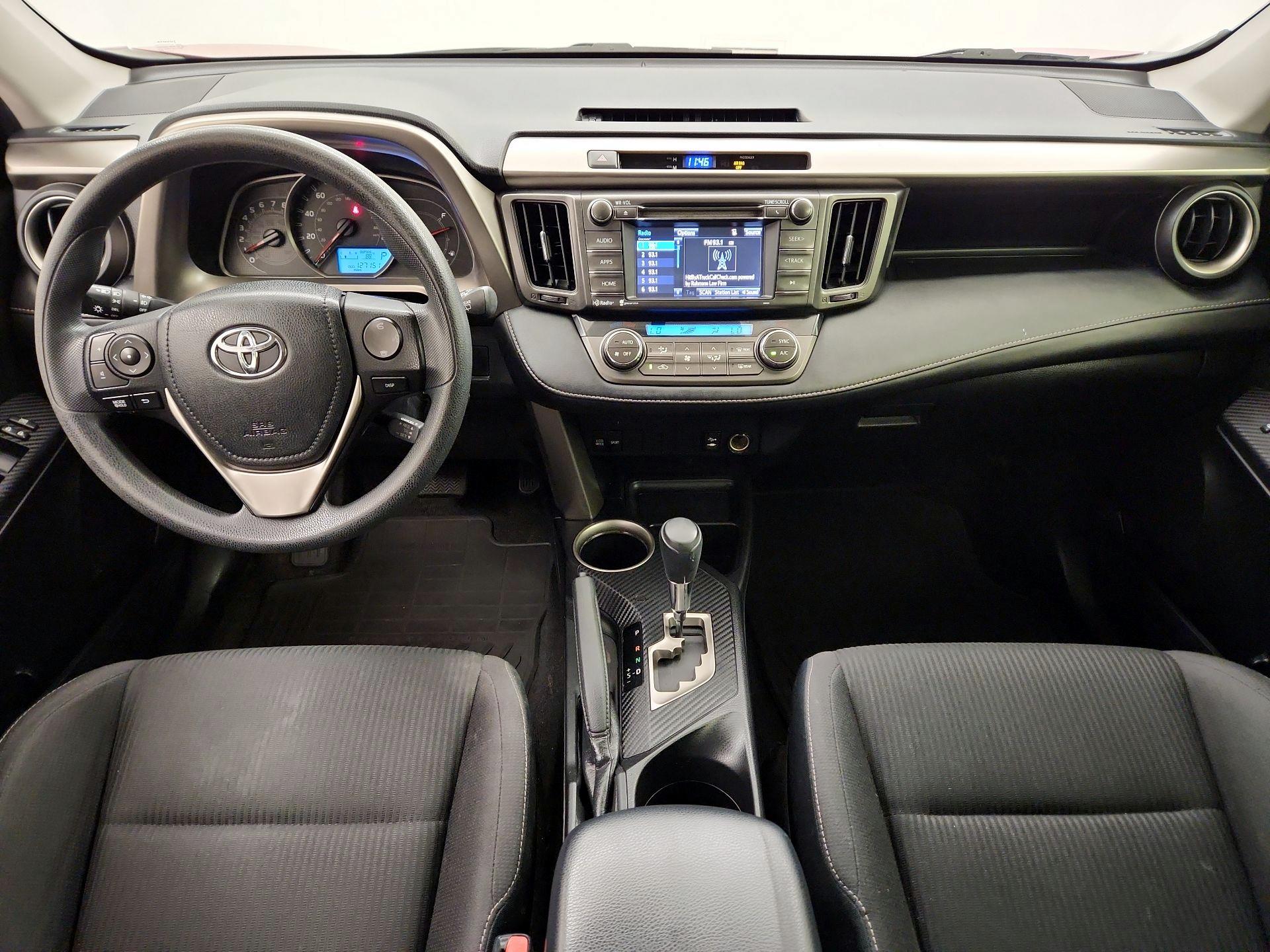 Thumbnail: 2015 Toyota RAV4 - 9