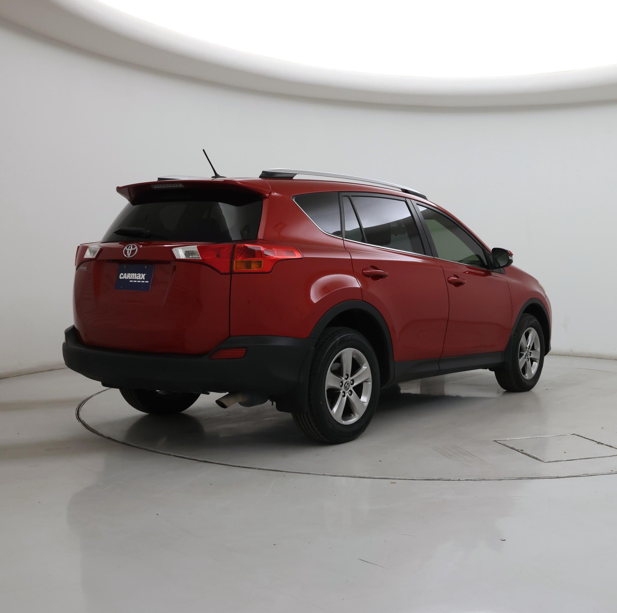 Thumbnail: 2015 Toyota RAV4 - 8