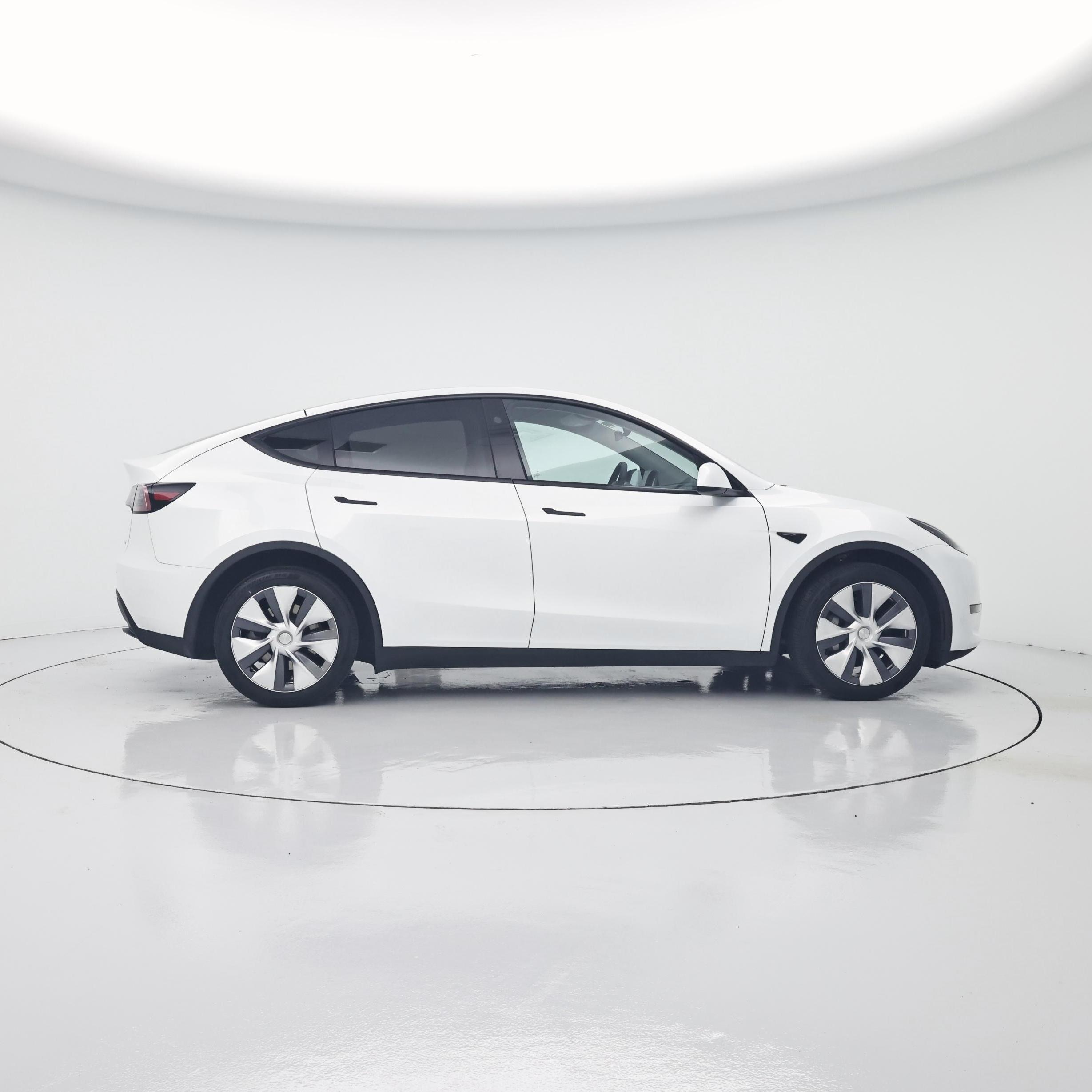 Thumbnail: 2023 Tesla Model Y - 7