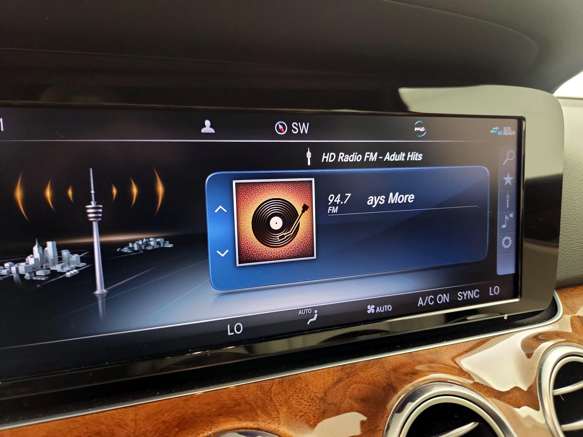 Thumbnail: 2019 Mercedes-Benz E-Class - 16