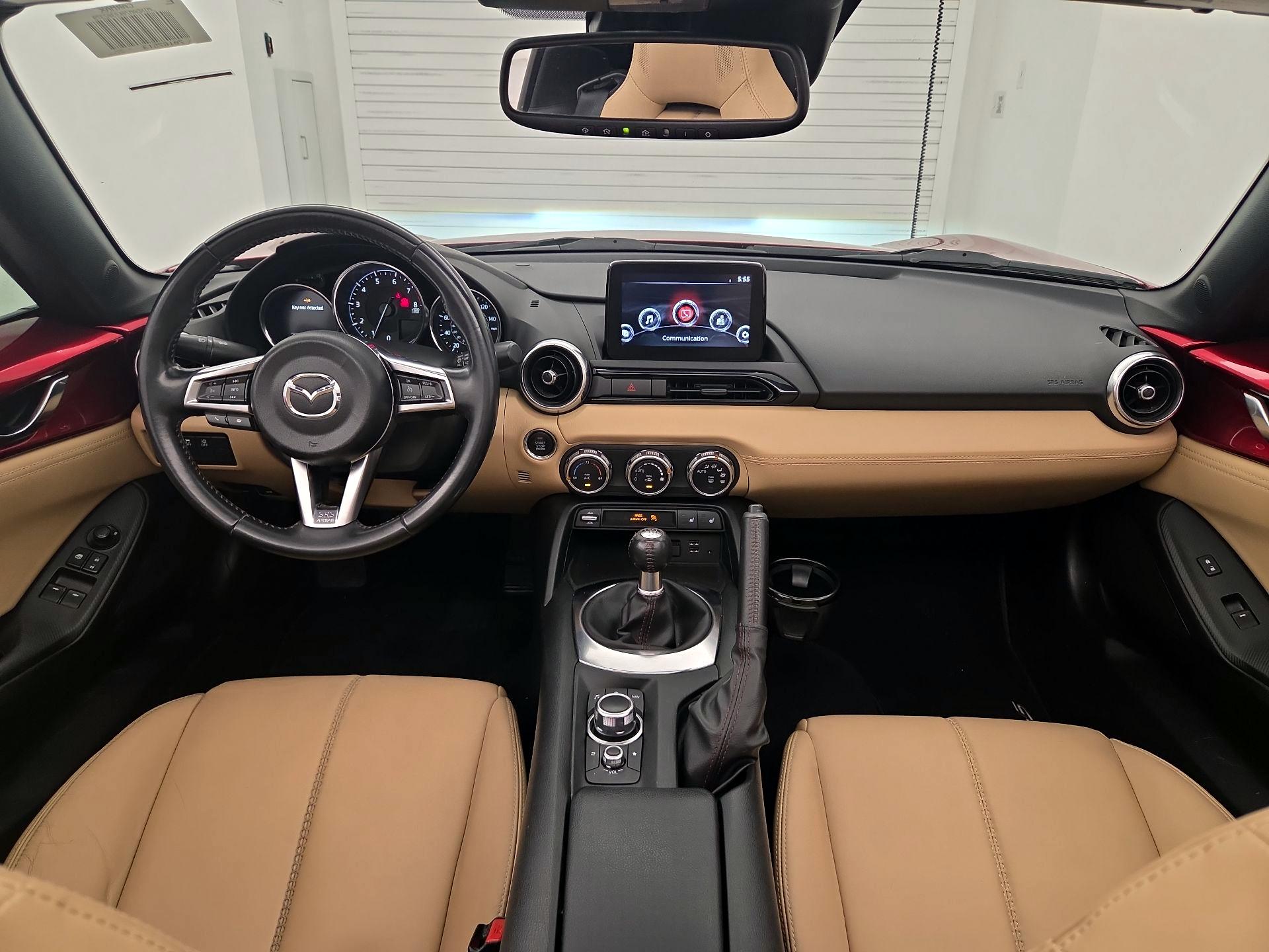 Thumbnail: 2019 Mazda MX-5 Miata - 9