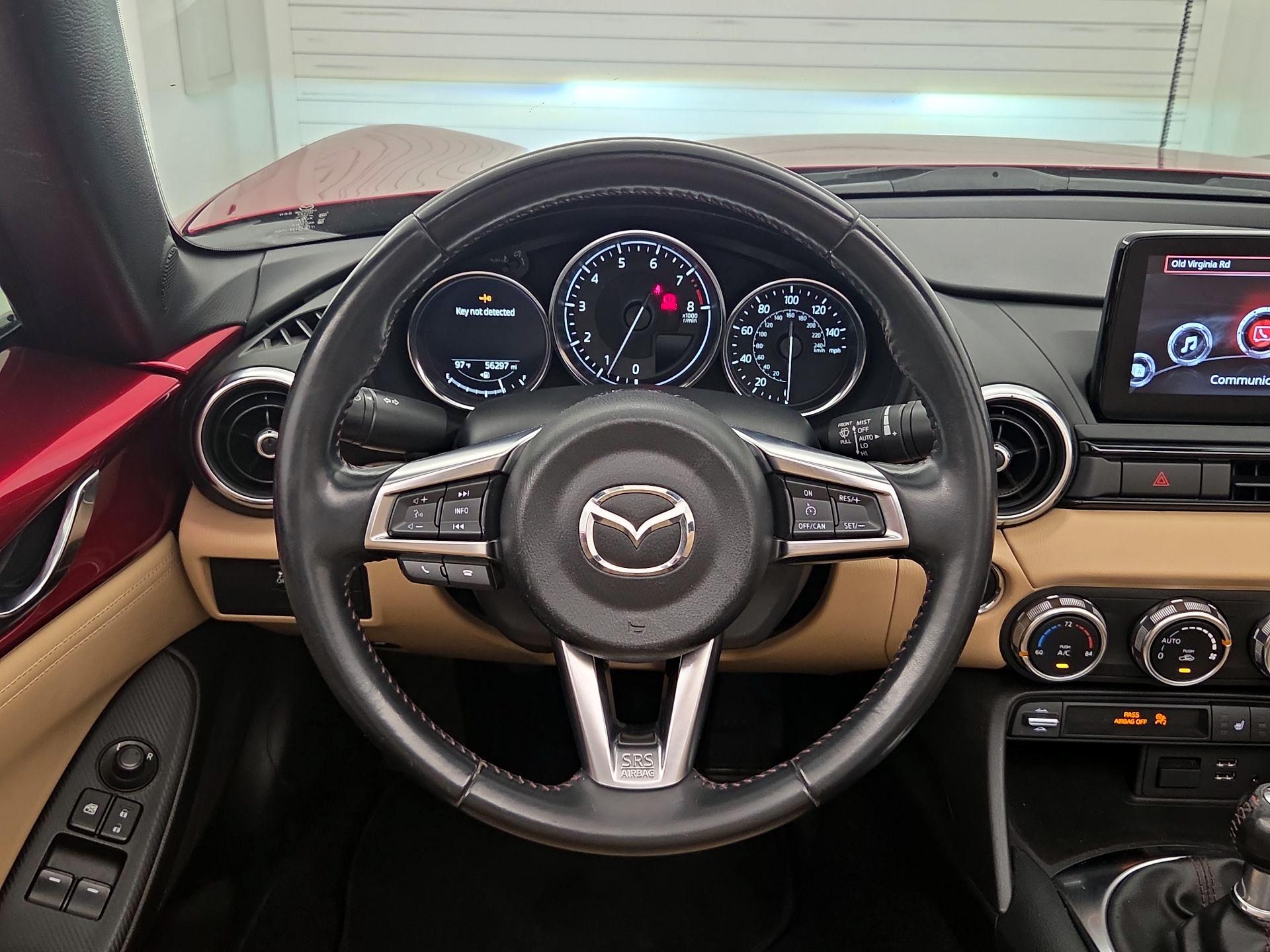 Thumbnail: 2019 Mazda MX-5 Miata - 10