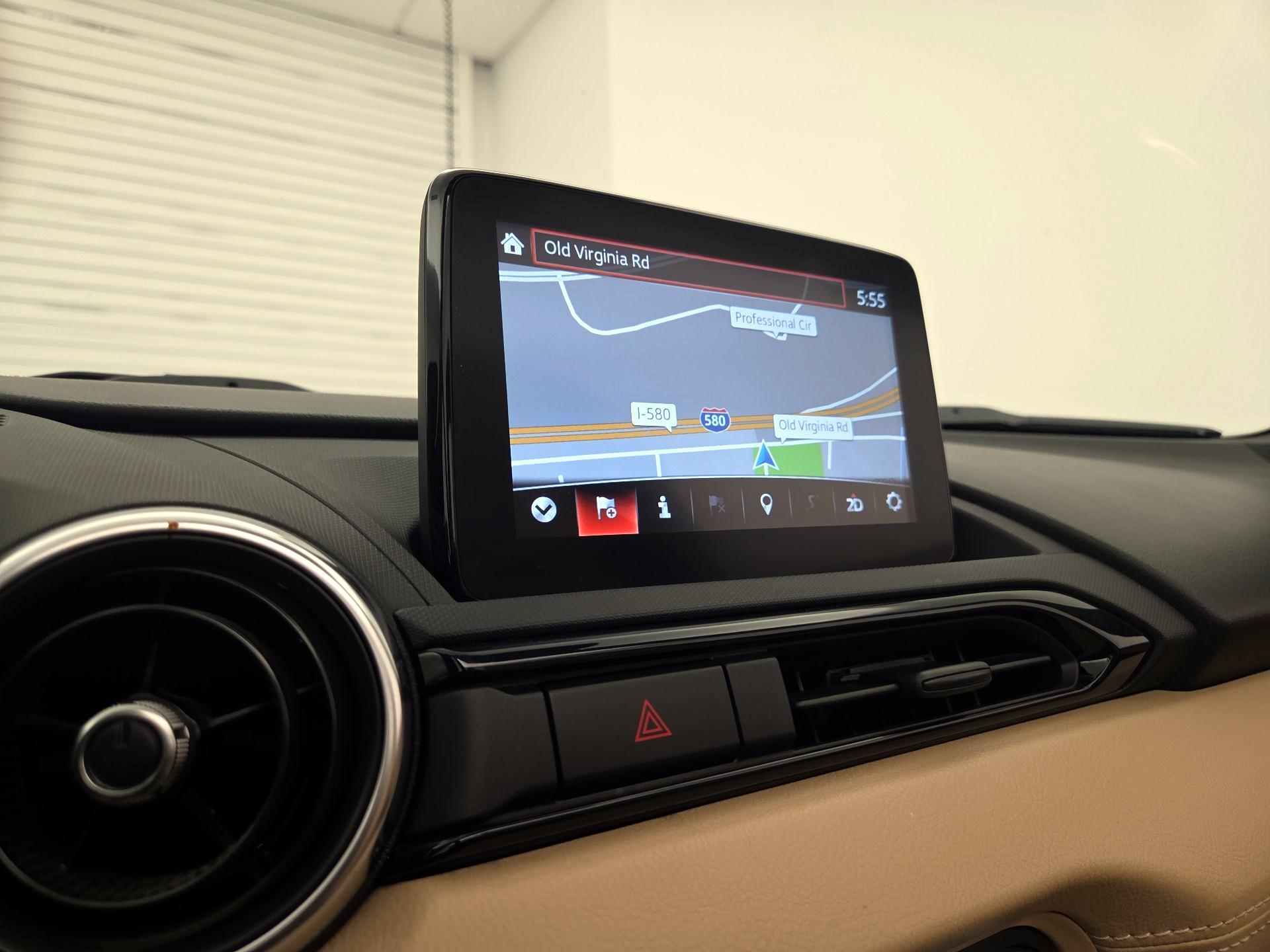 Thumbnail: 2019 Mazda MX-5 Miata - 14
