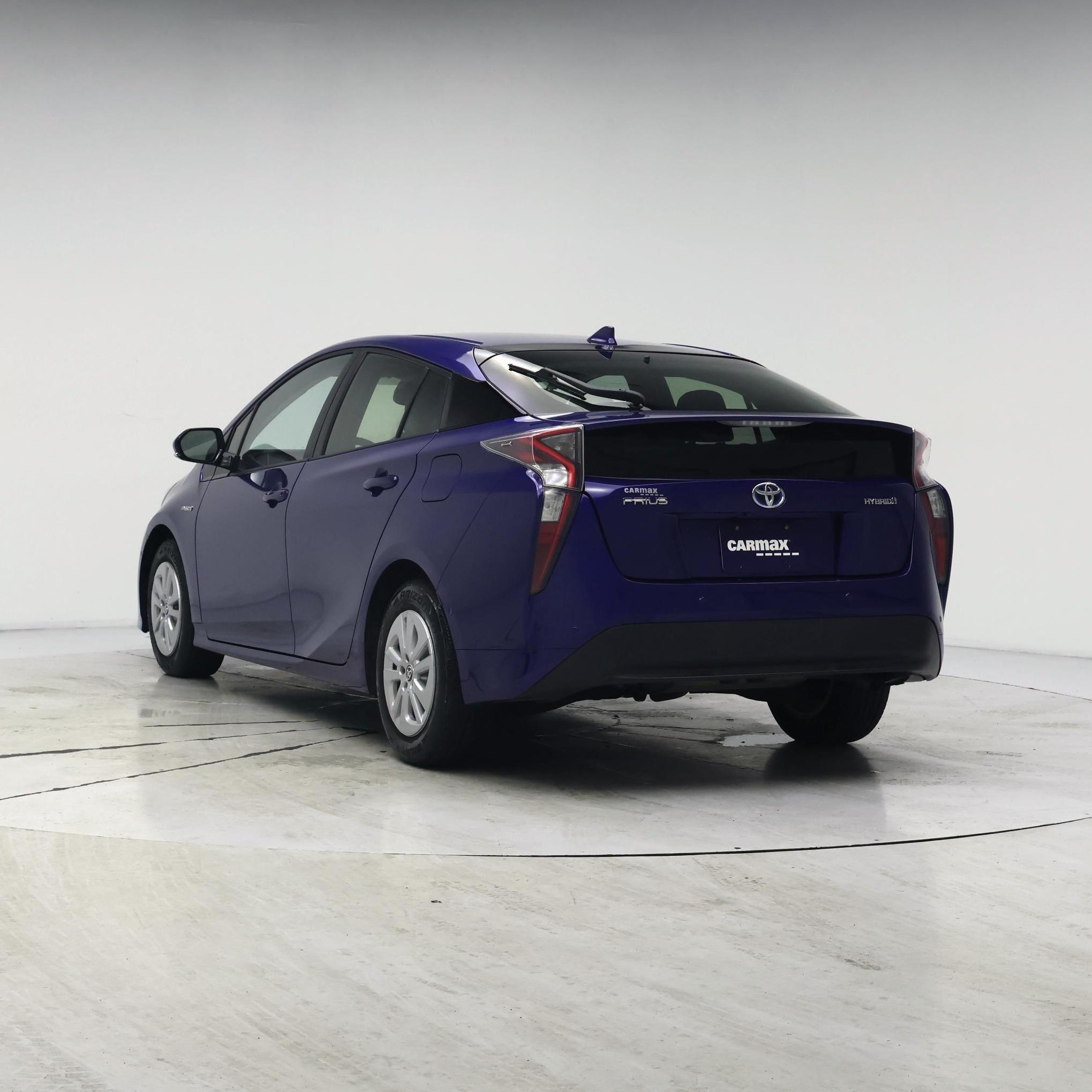 Thumbnail: 2018 Toyota Prius - 2