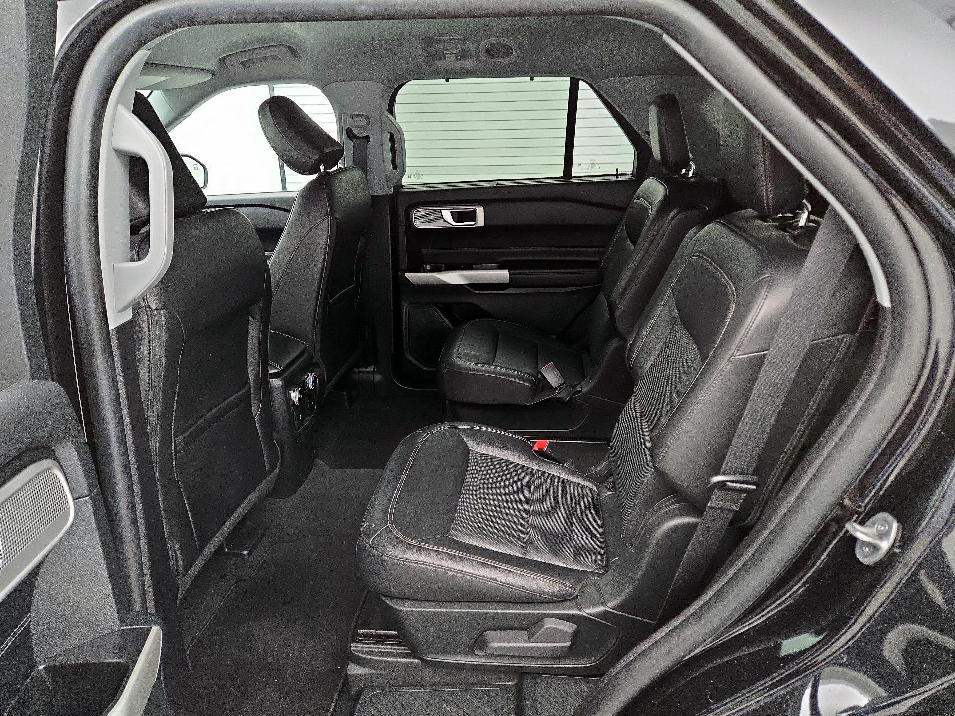 Thumbnail: 2022 Ford Explorer - 20