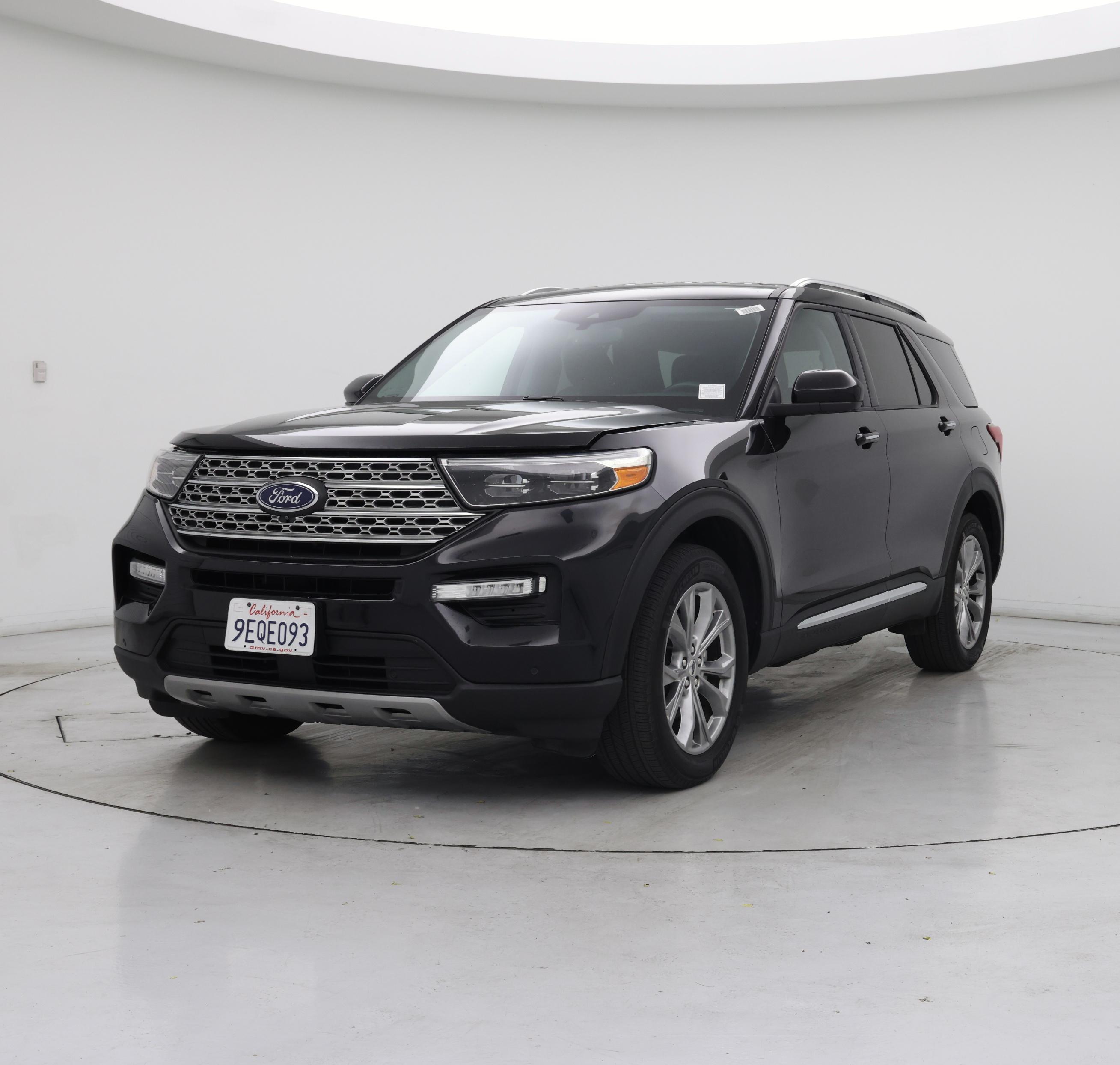 Thumbnail: 2022 Ford Explorer - 4