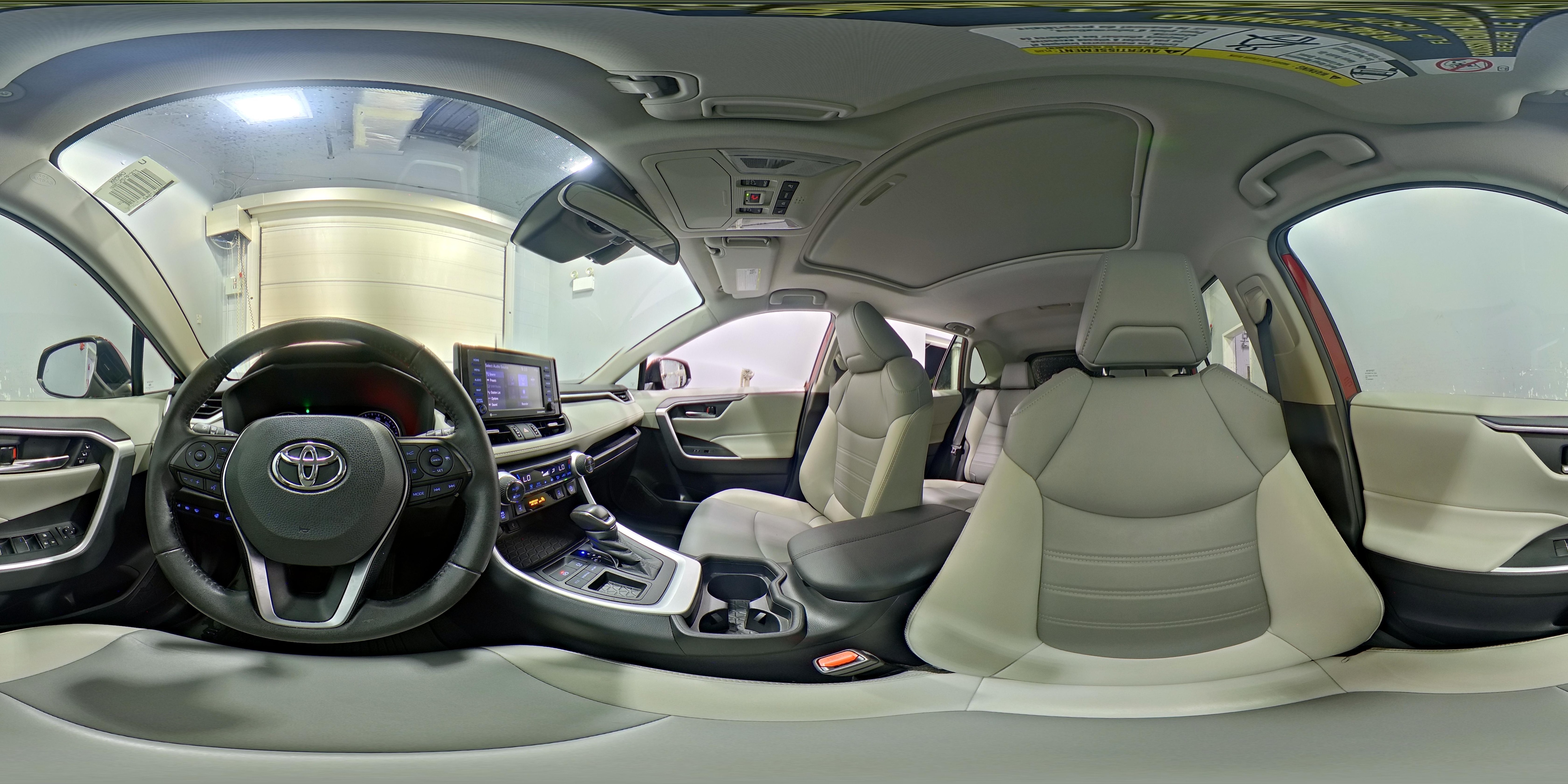 2021 Toyota RAV4 XLE Premium - Photo 28
