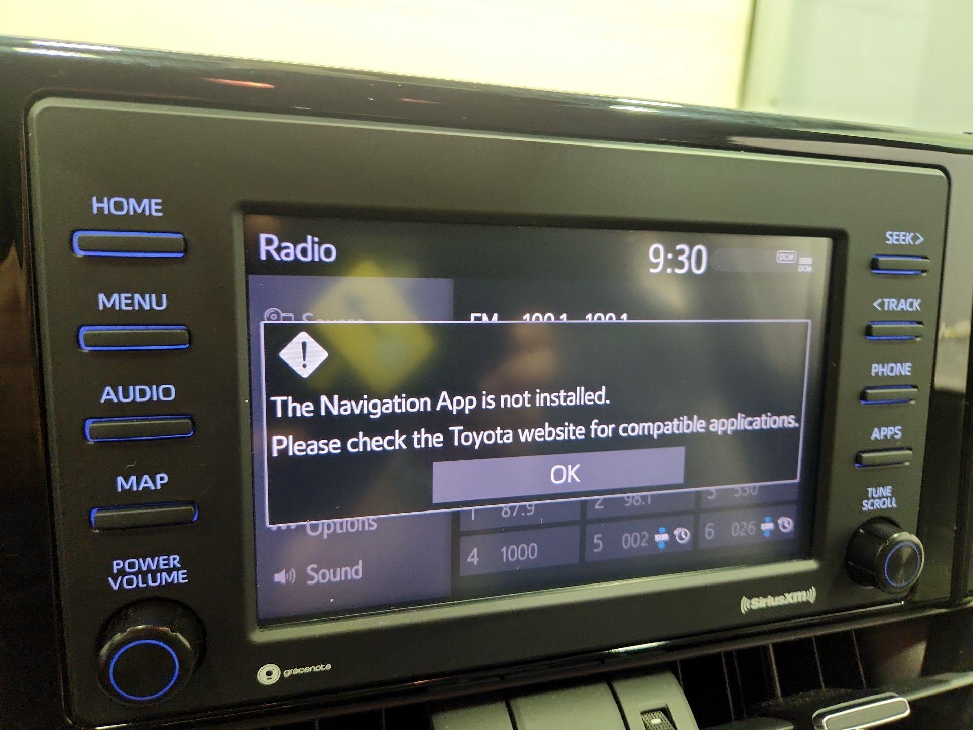 Thumbnail: 2021 Toyota RAV4 - 14