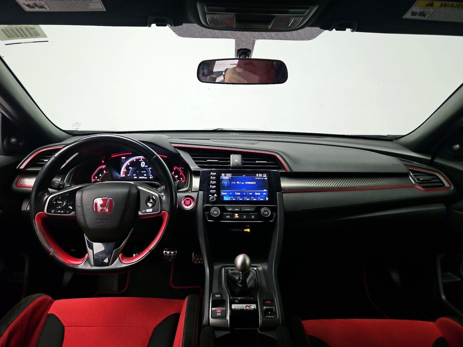 Apple CarPlay® & Android Auto™