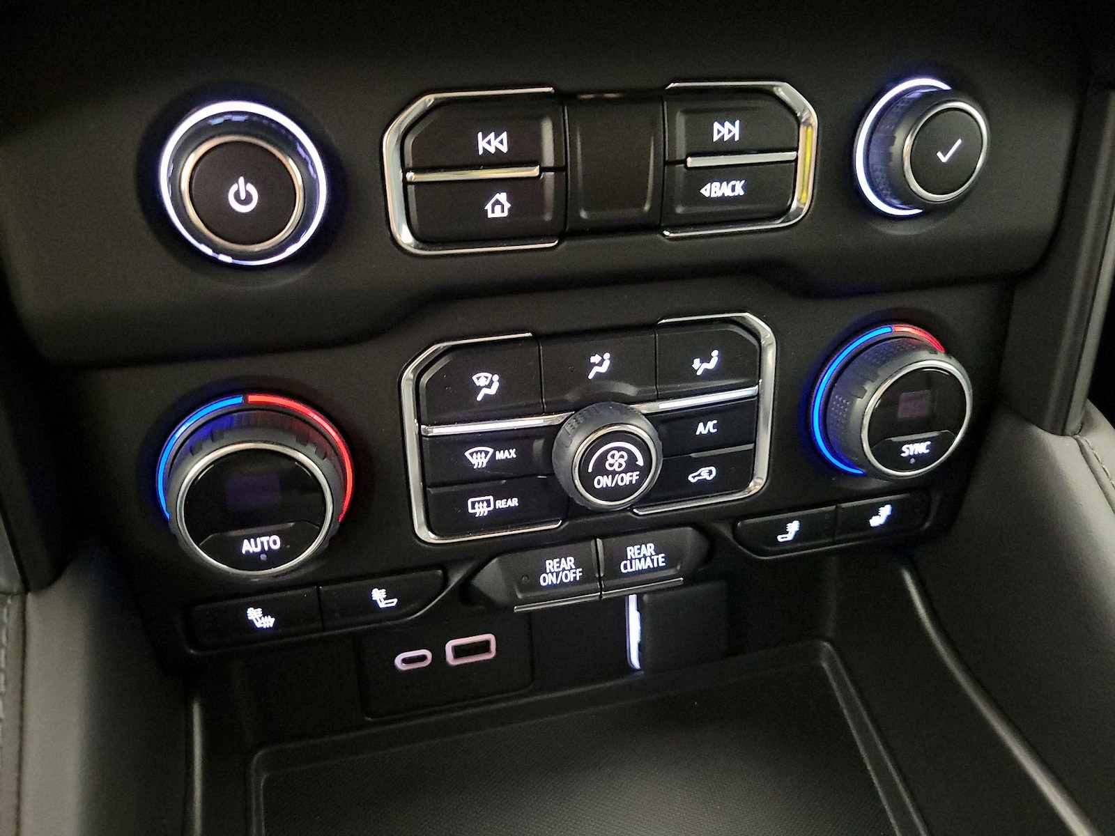 2023 Chevrolet Tahoe LT - Photo 18