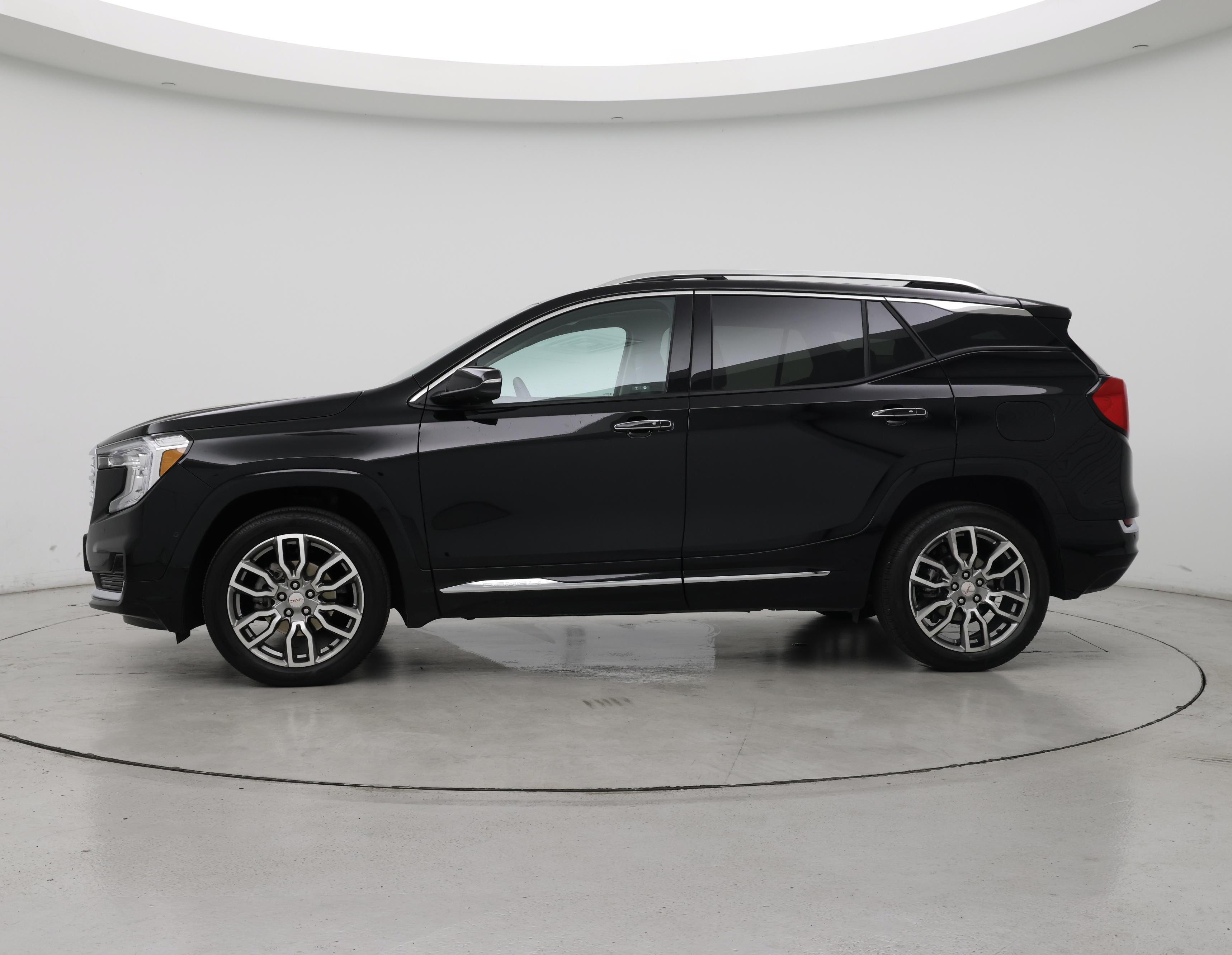 Thumbnail: 2024 GMC Terrain - 3