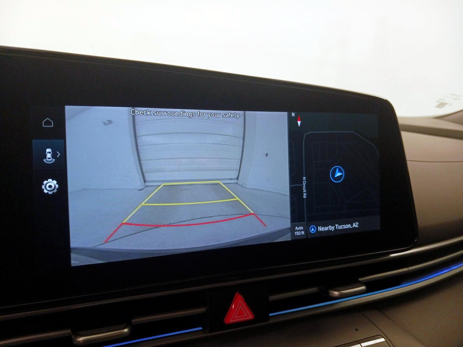 2024 Hyundai Elantra SEL - Photo 16