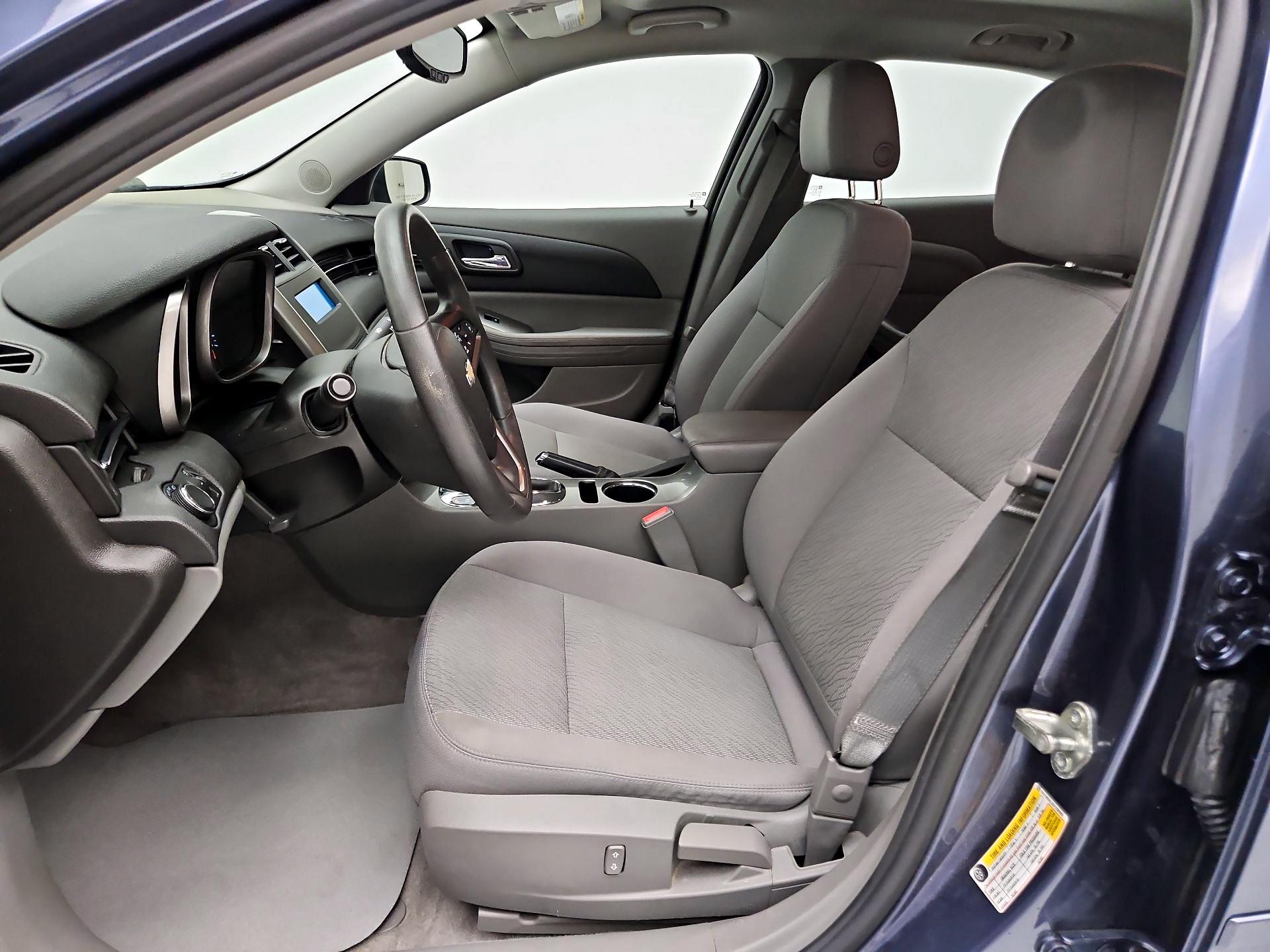 Thumbnail: 2014 Chevrolet Malibu - 11