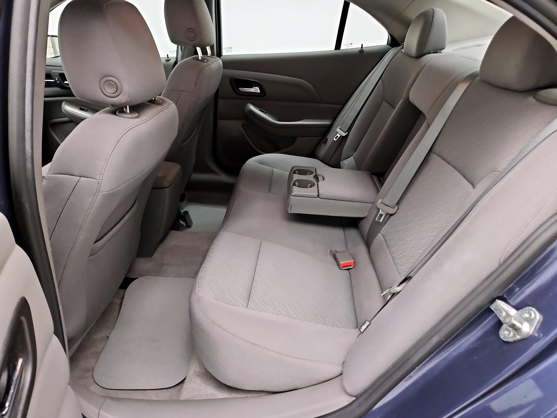 Thumbnail: 2014 Chevrolet Malibu - 18
