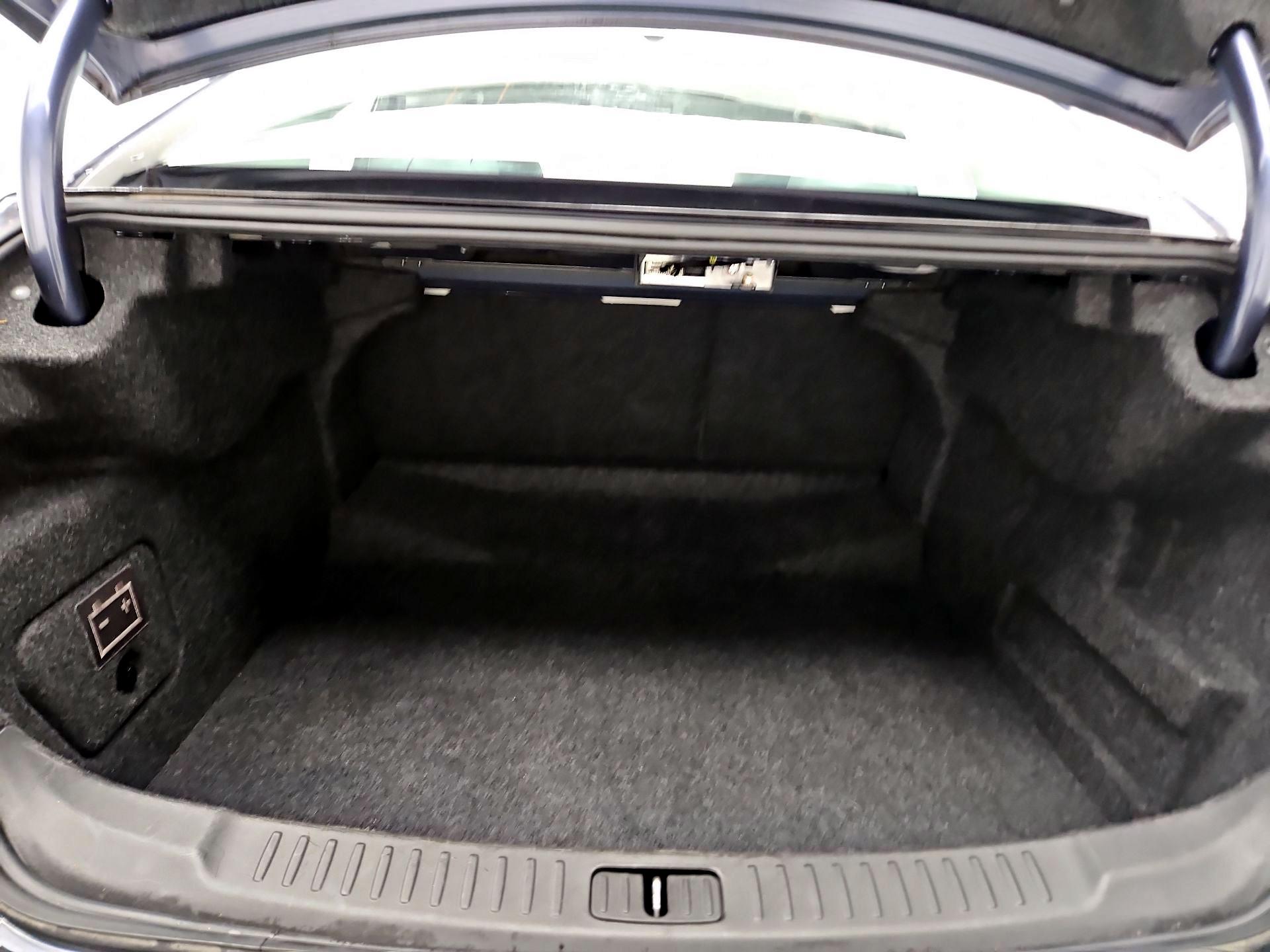 Thumbnail: 2014 Chevrolet Malibu - 19