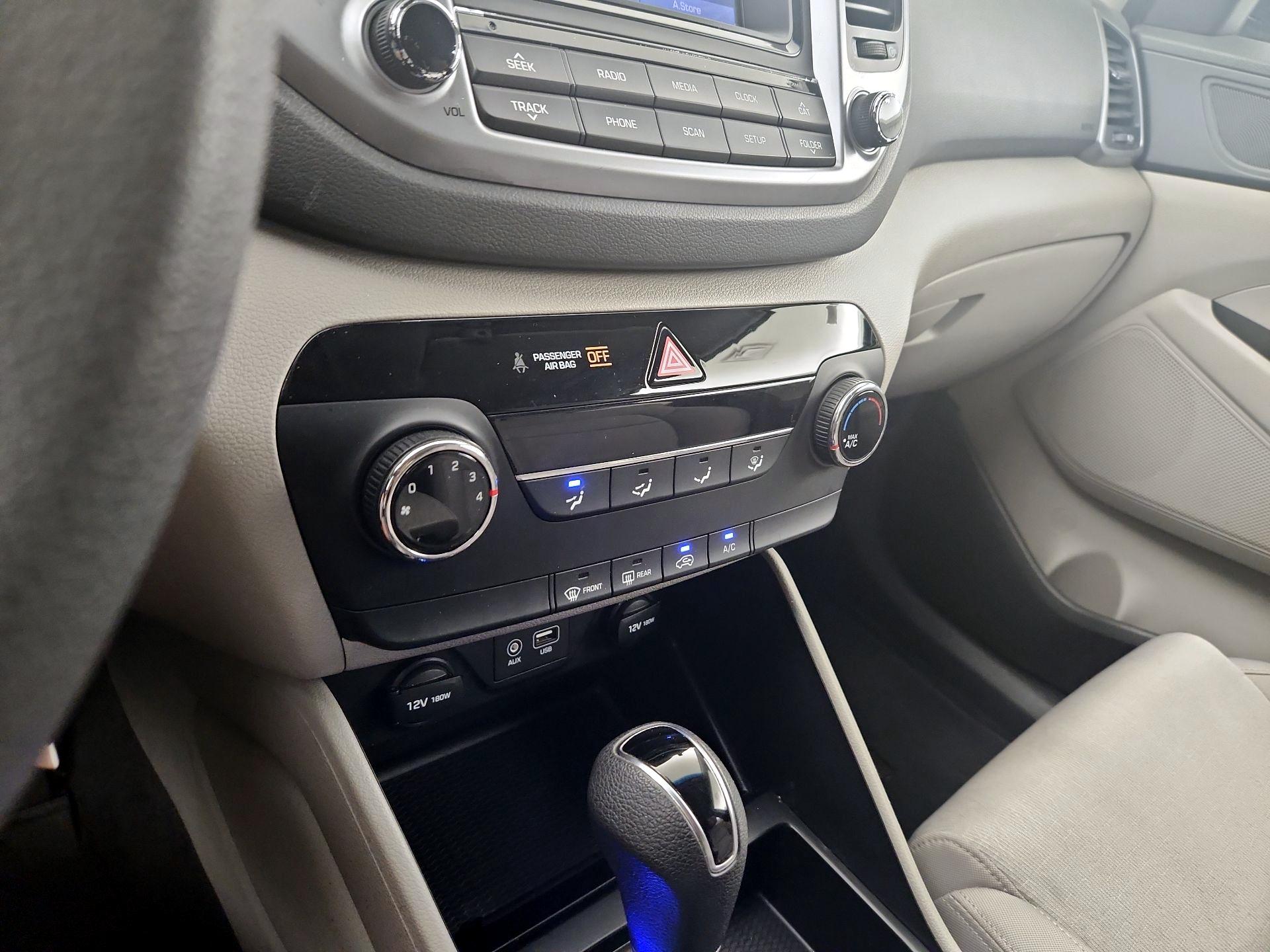 Thumbnail: 2016 Hyundai Tucson - 13