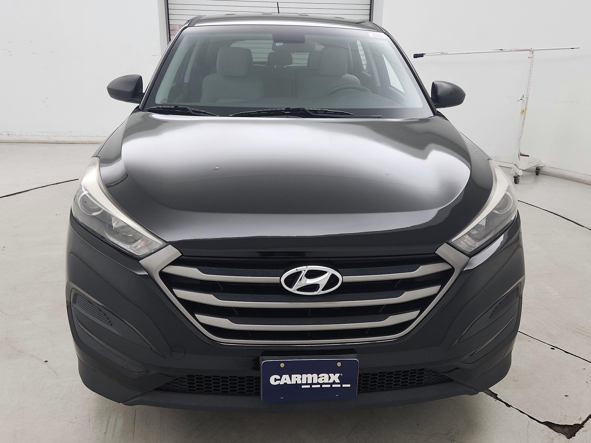 Thumbnail: 2016 Hyundai Tucson - 2