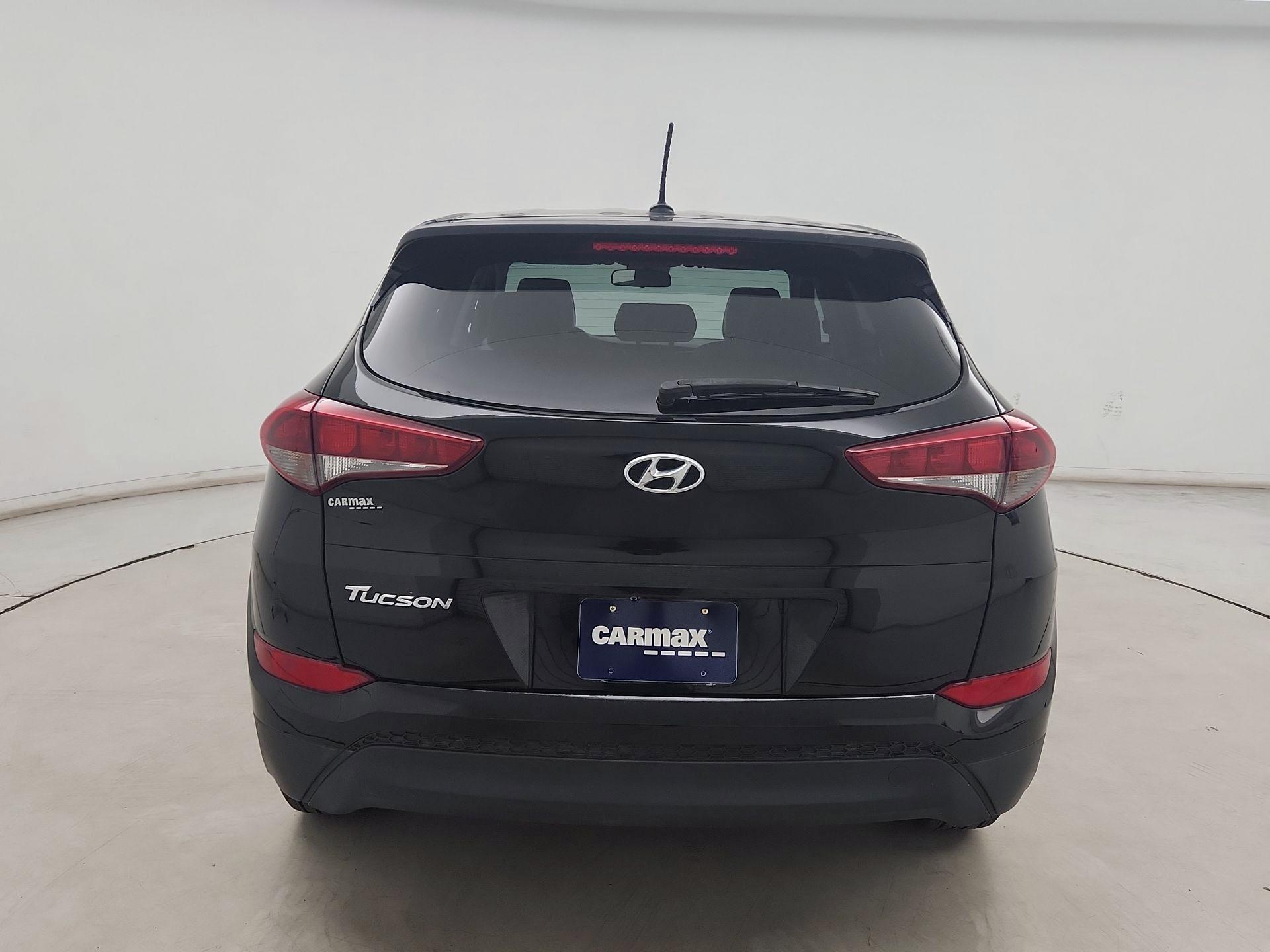Thumbnail: 2016 Hyundai Tucson - 6