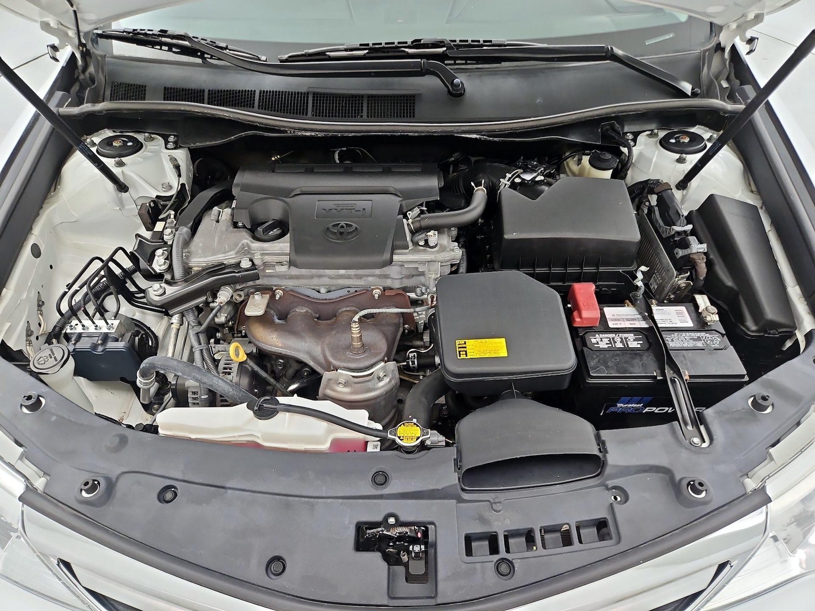 2014 Toyota Camry LE - Photo 23