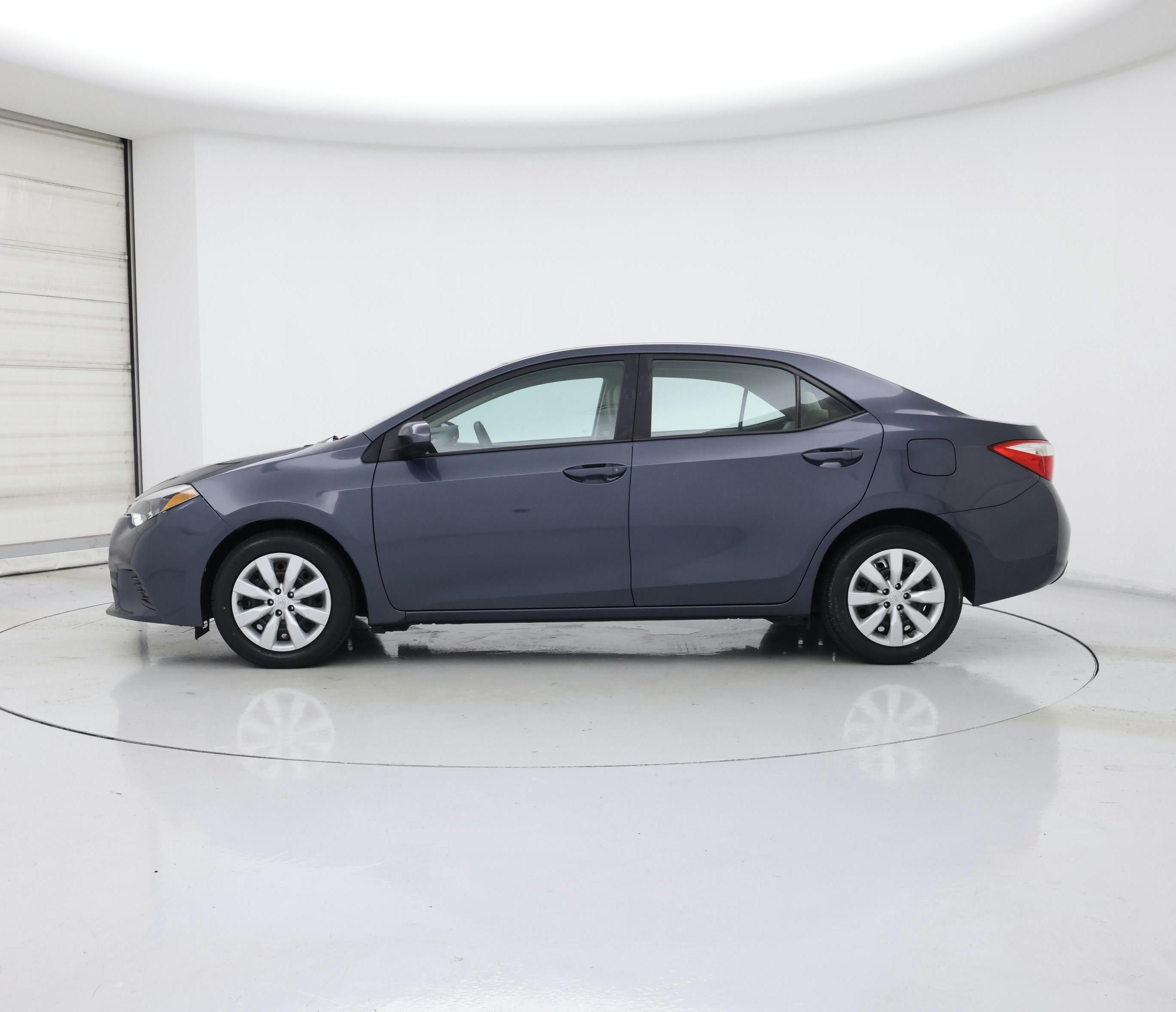 Thumbnail: 2016 Toyota Corolla - 3