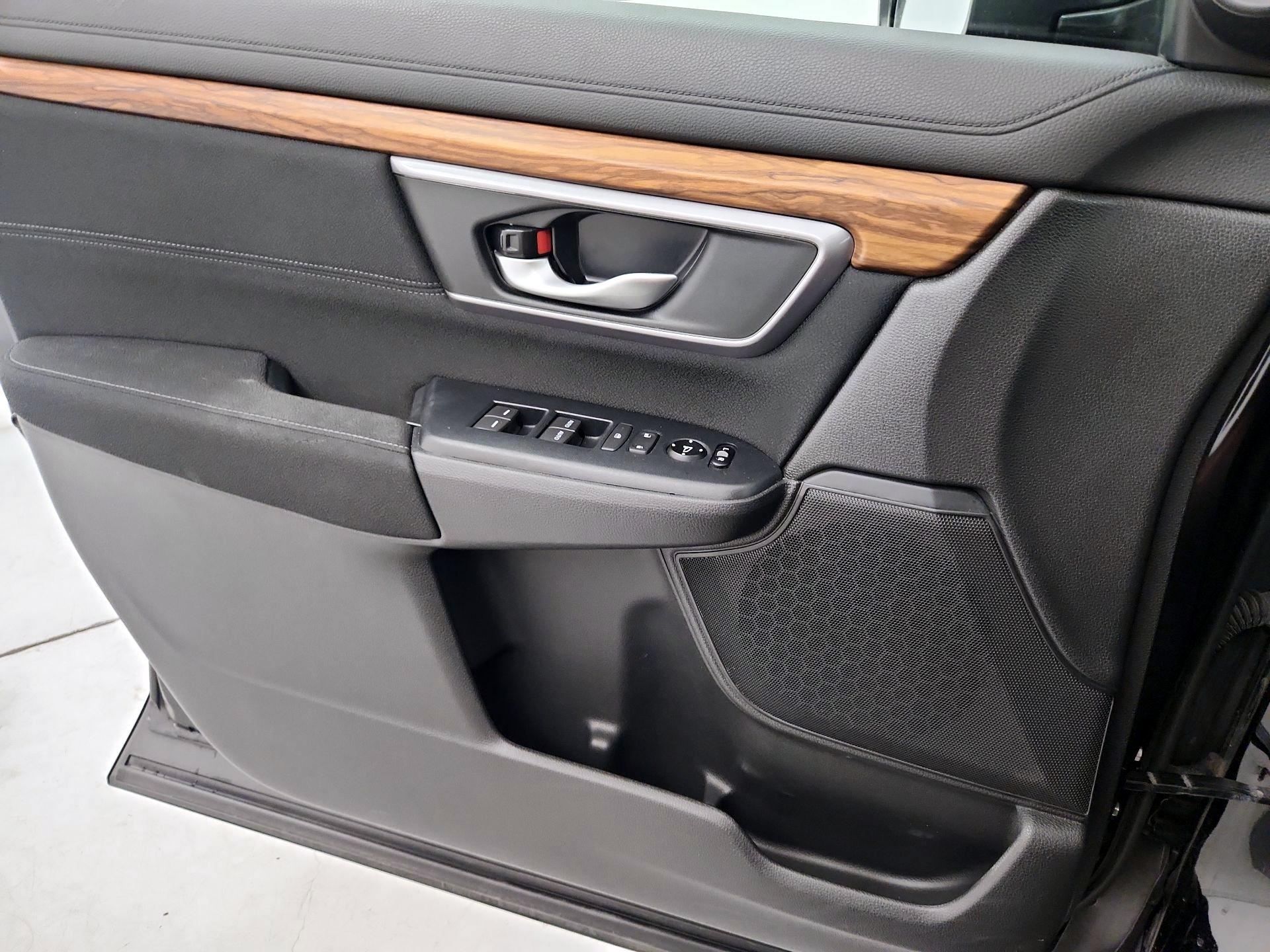 Thumbnail: 2017 Honda CR-V - 12