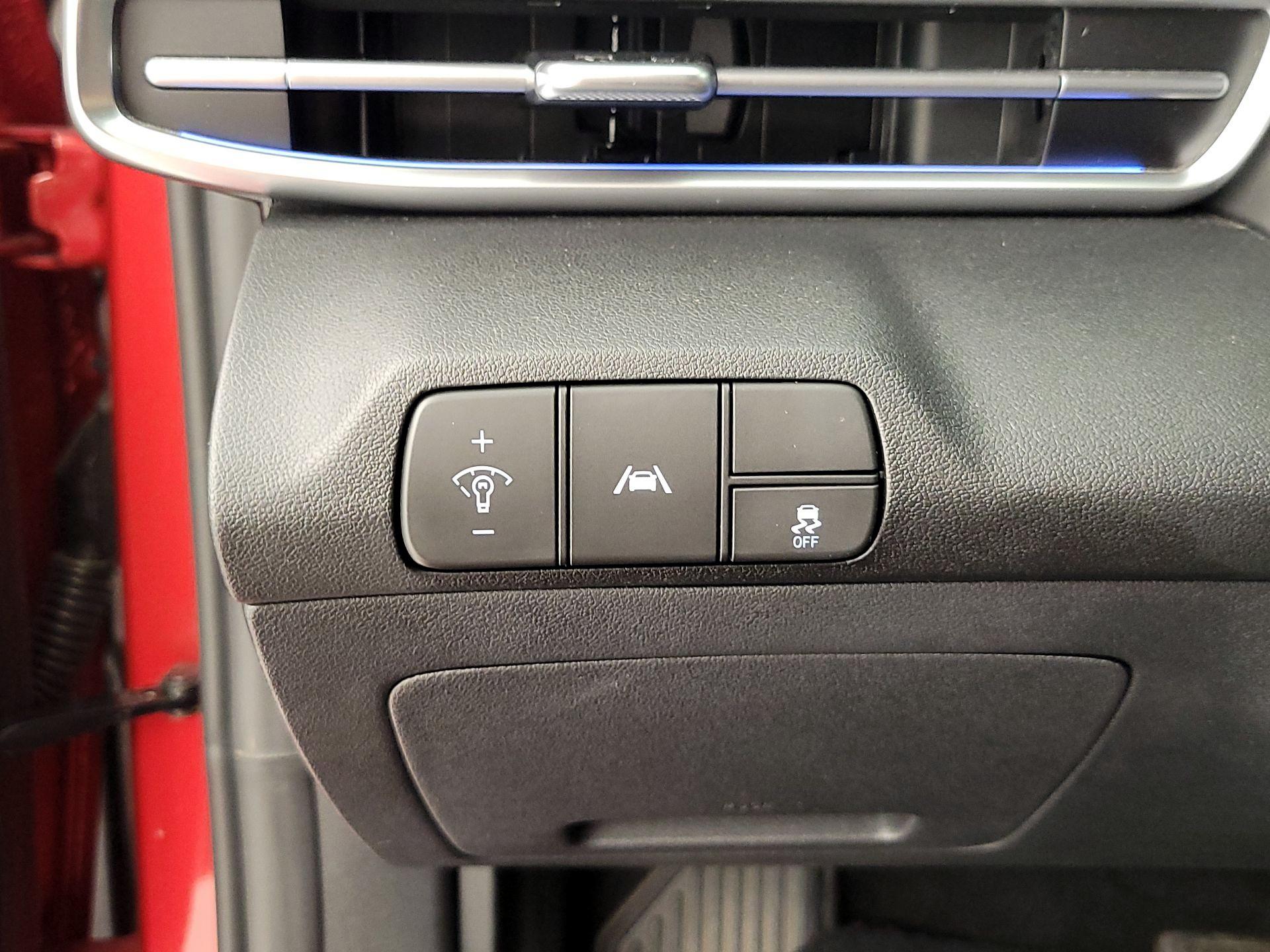 Thumbnail: 2021 Hyundai Elantra - 13