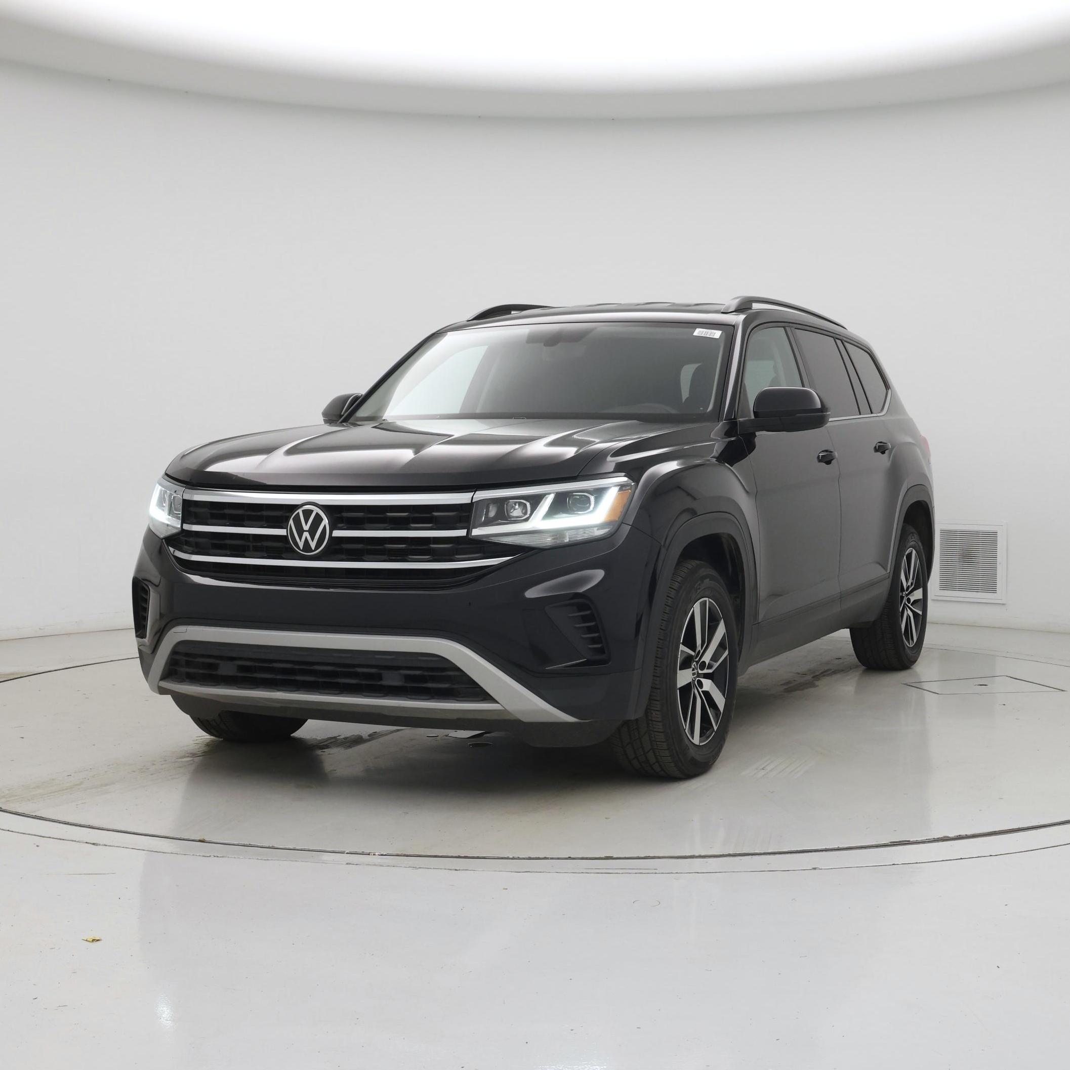 Thumbnail: 2023 Volkswagen Atlas - 4