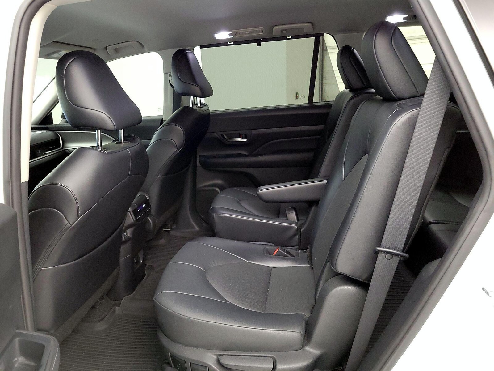 Rear Air Conditioning