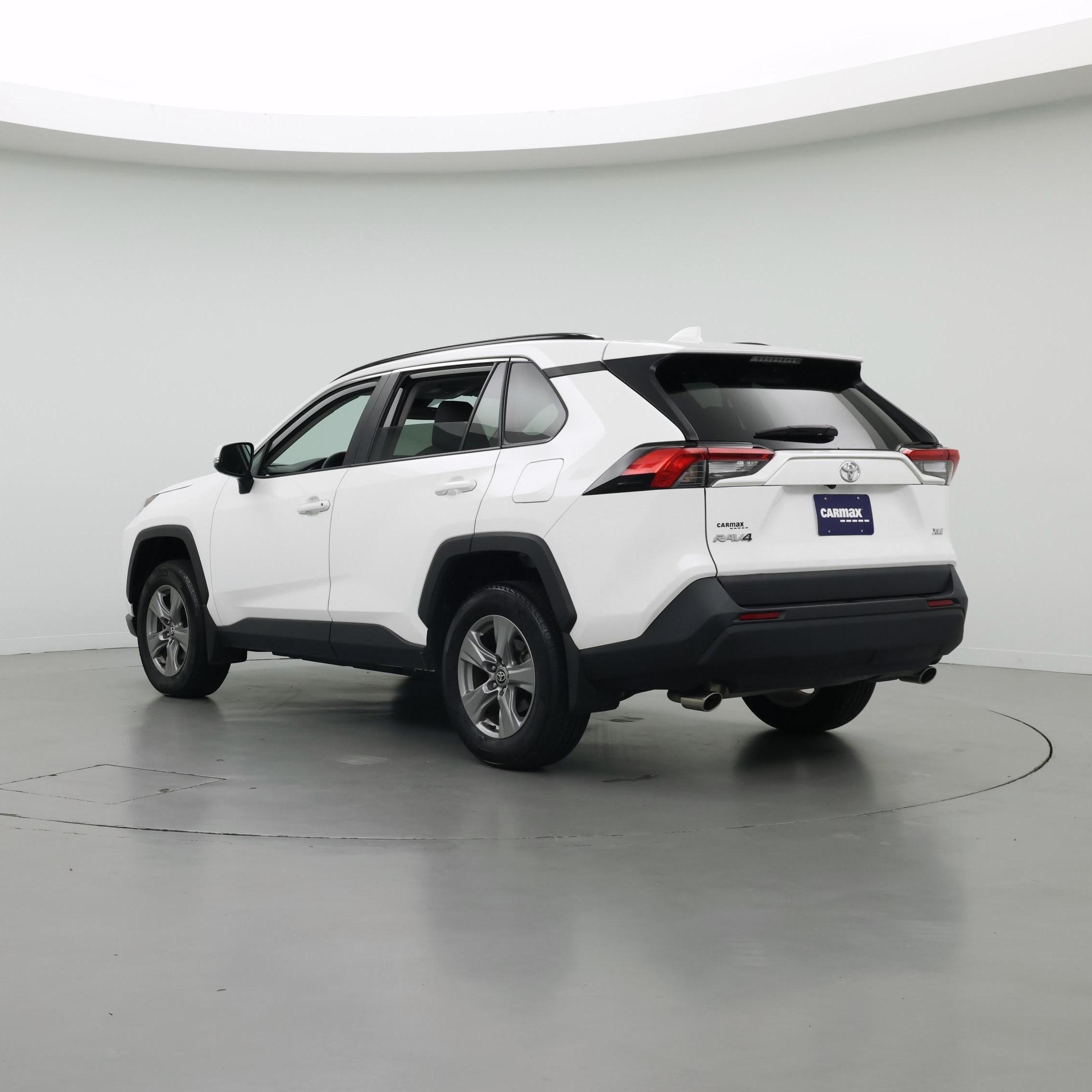 Thumbnail: 2024 Toyota RAV4 - 2
