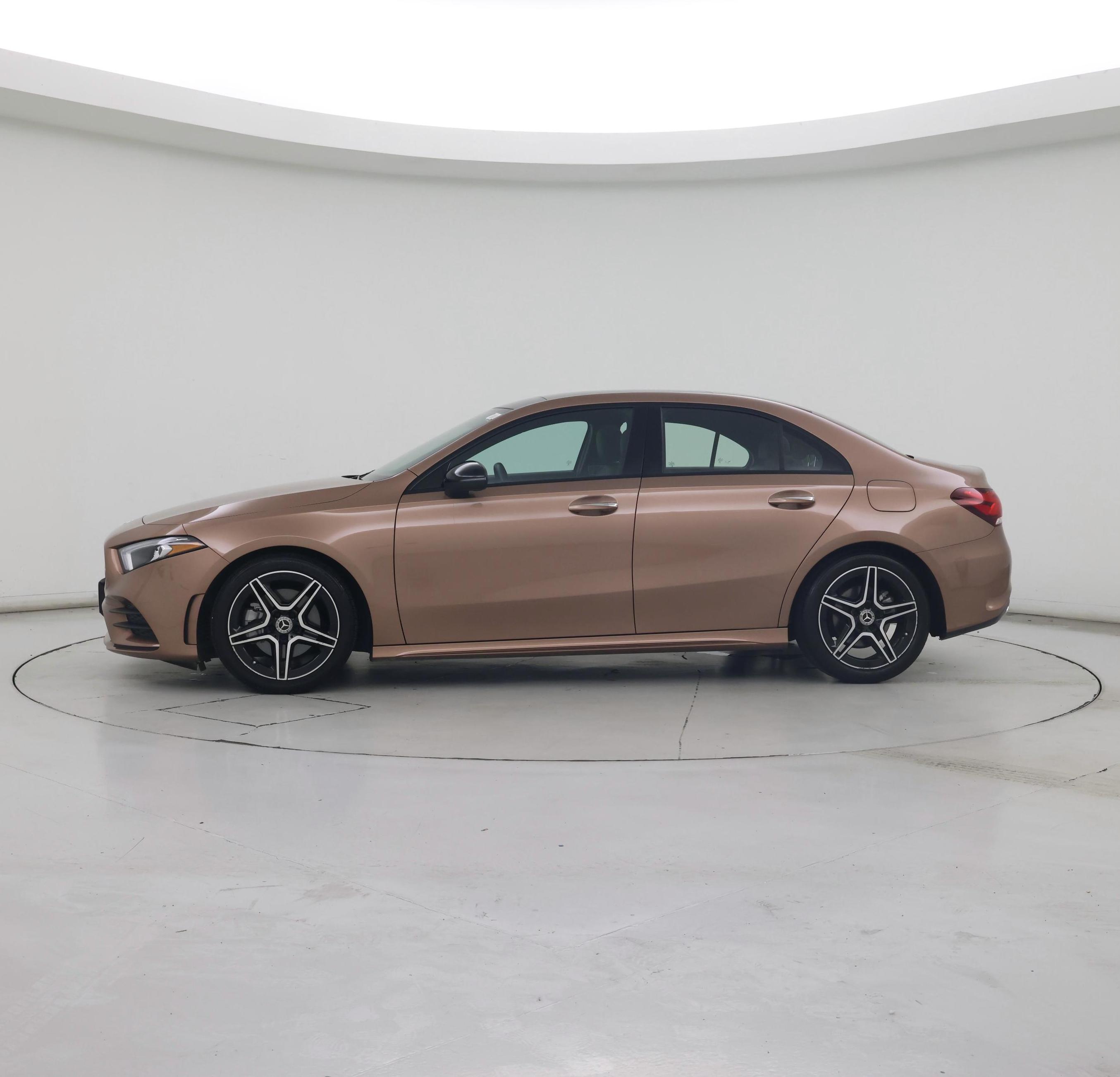 Thumbnail: 2022 Mercedes-Benz A-Class - 3