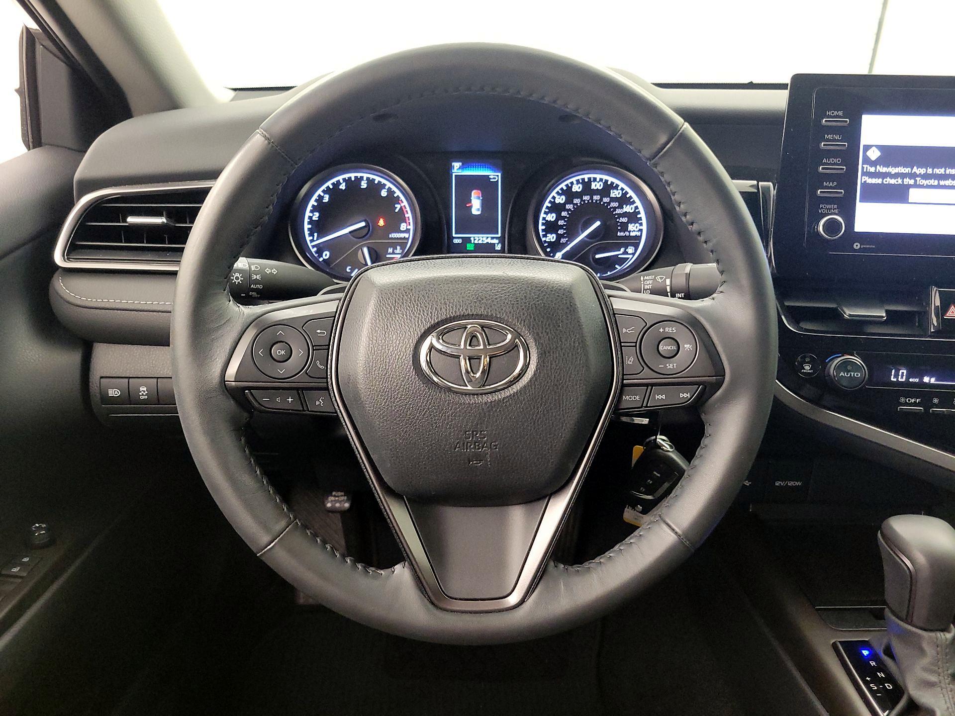 Thumbnail: 2024 Toyota Camry - 10