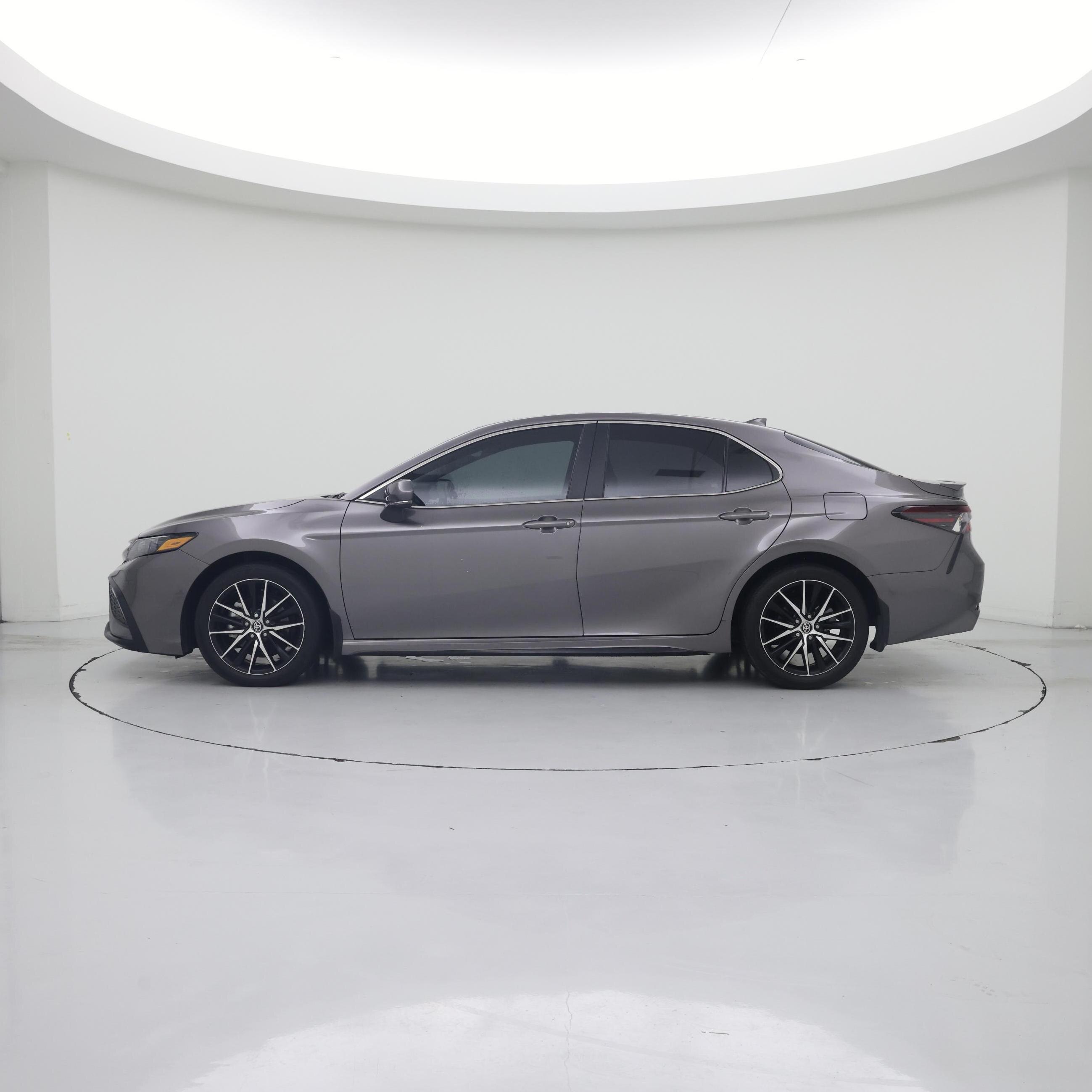 Thumbnail: 2024 Toyota Camry - 3