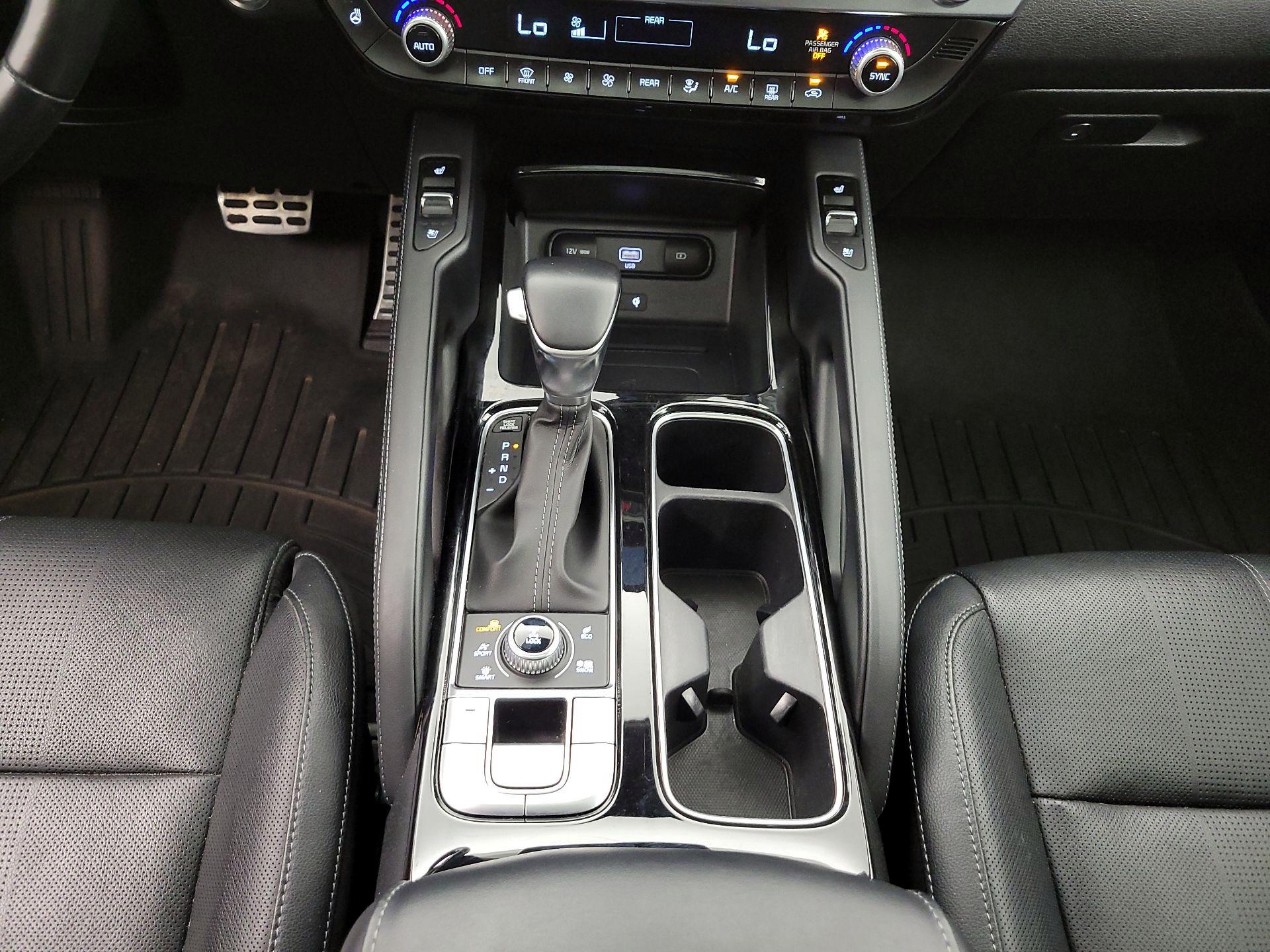Thumbnail: 2022 Kia Telluride - 18