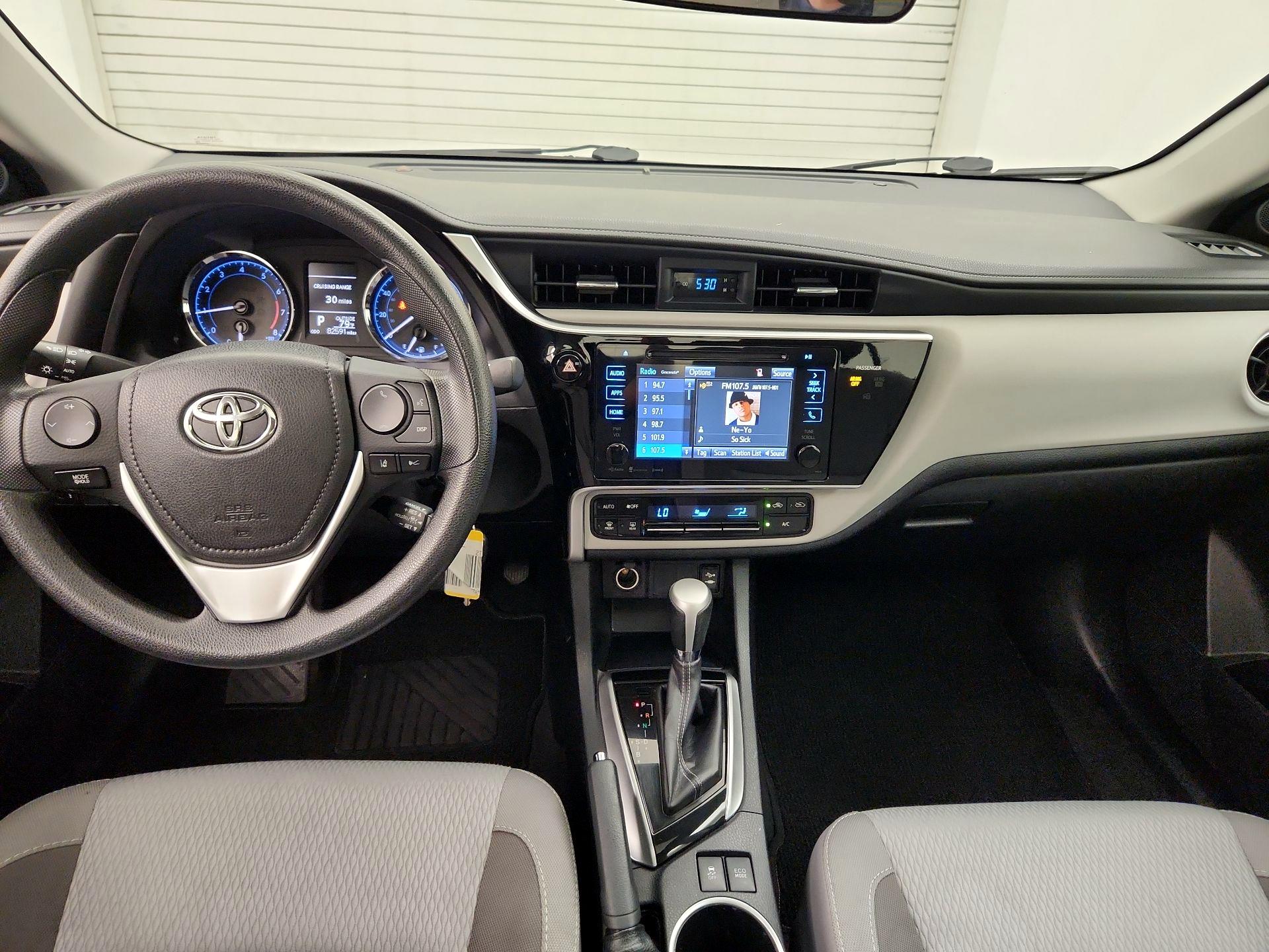 Thumbnail: 2017 Toyota Corolla - 9