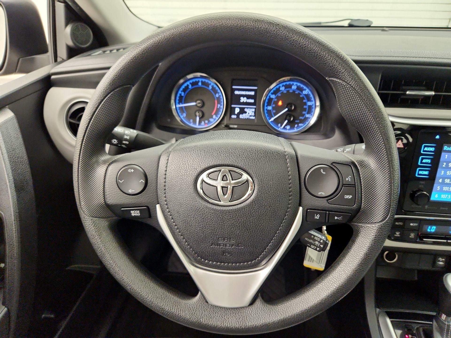 Thumbnail: 2017 Toyota Corolla - 10