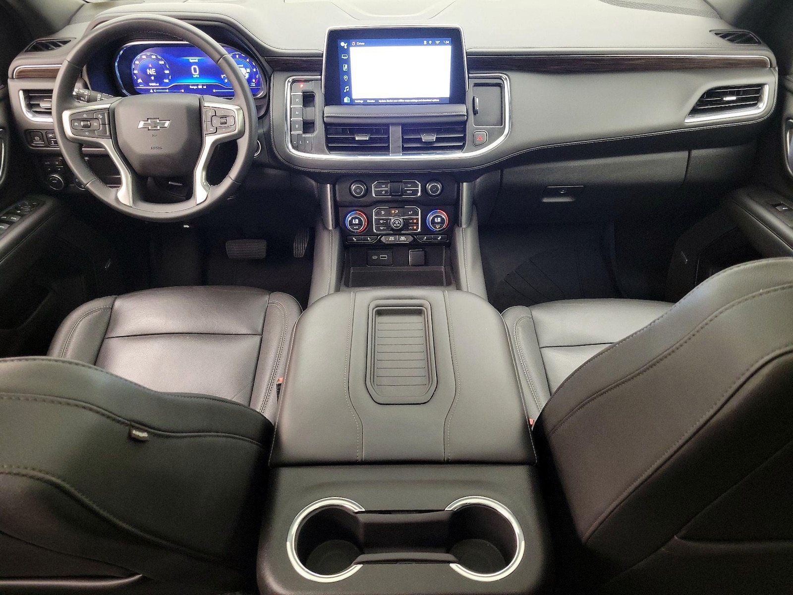2023 Chevrolet Suburban Z71 - Photo 10