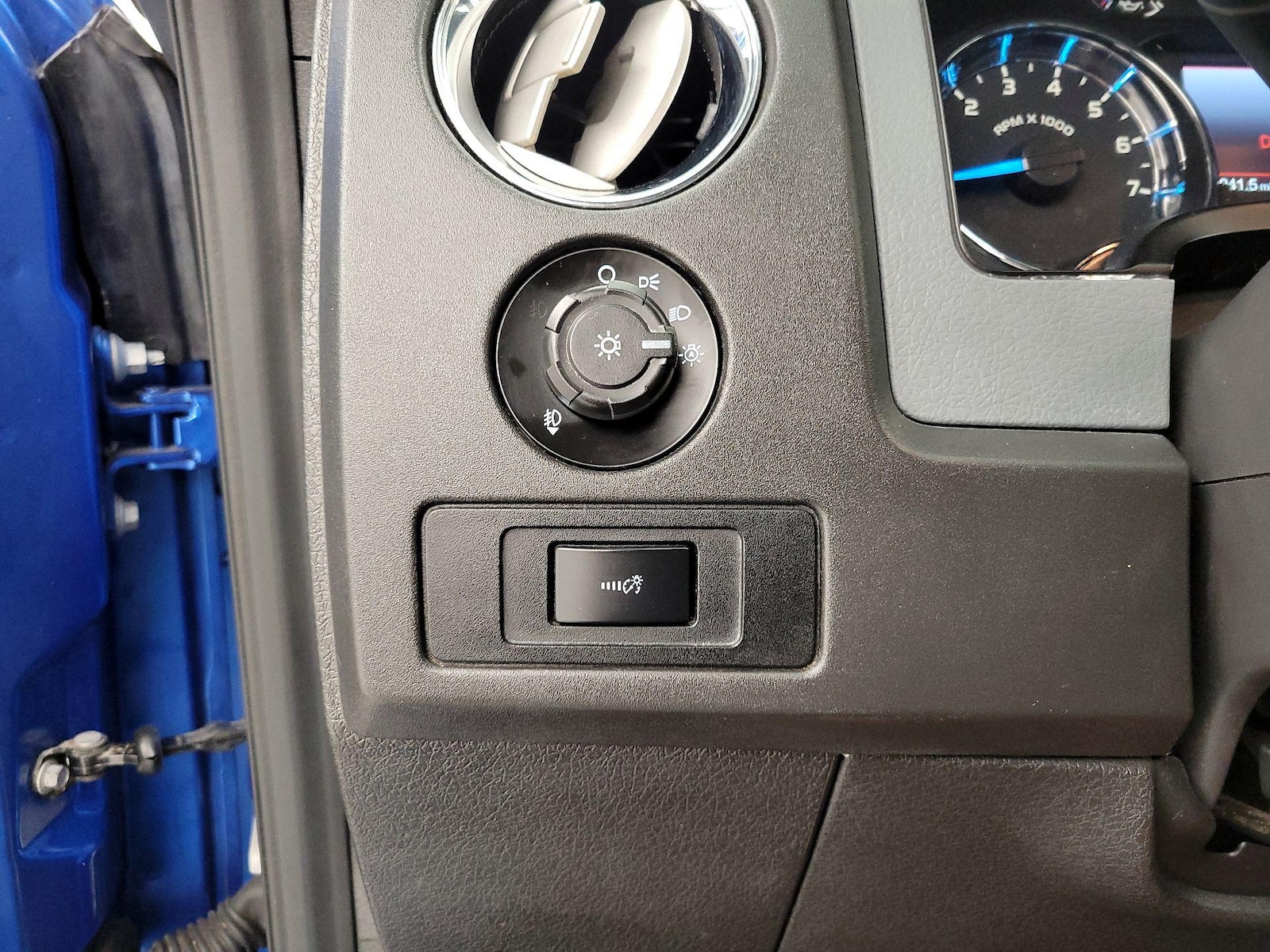 2014 Ford F-150 XLT - Photo 14