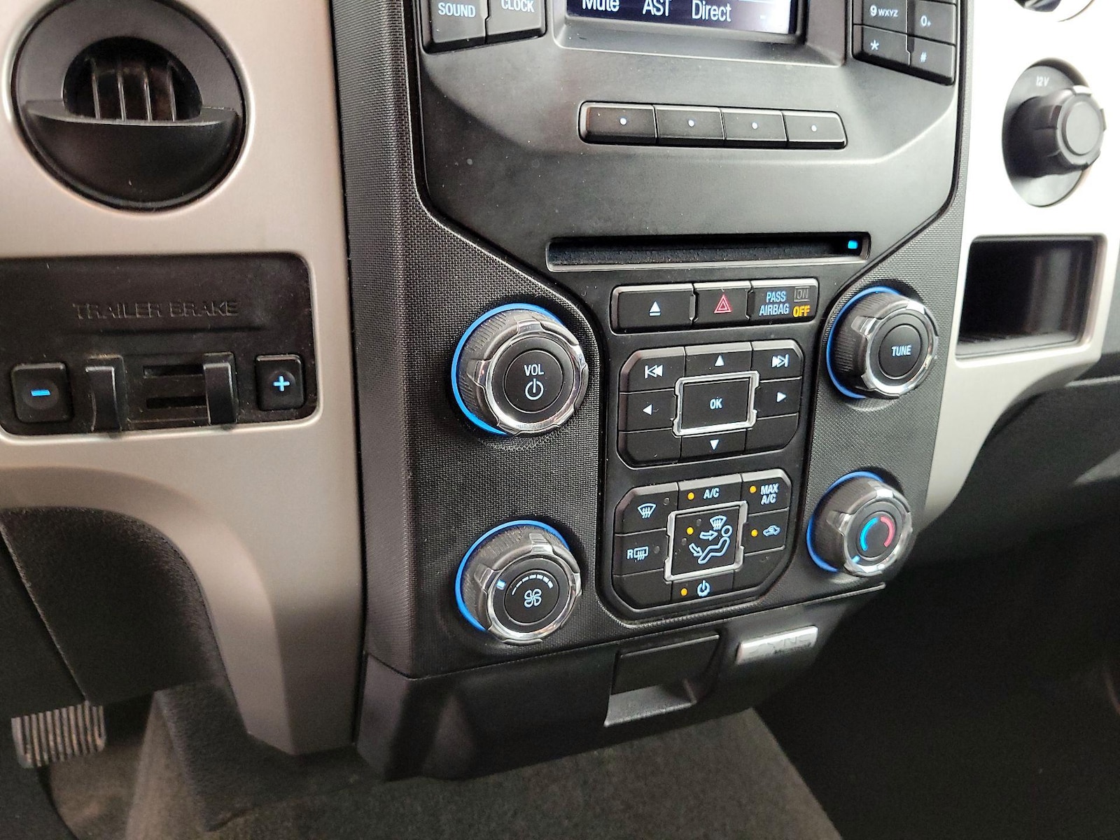 2014 Ford F-150 XLT - Photo 17