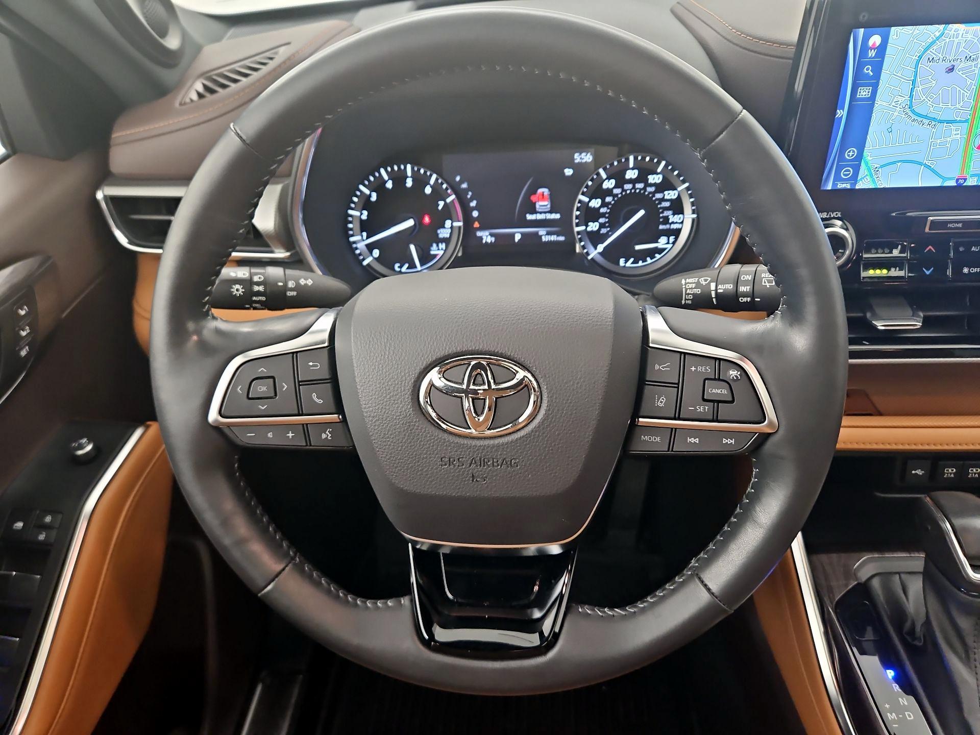 Thumbnail: 2021 Toyota Highlander - 10