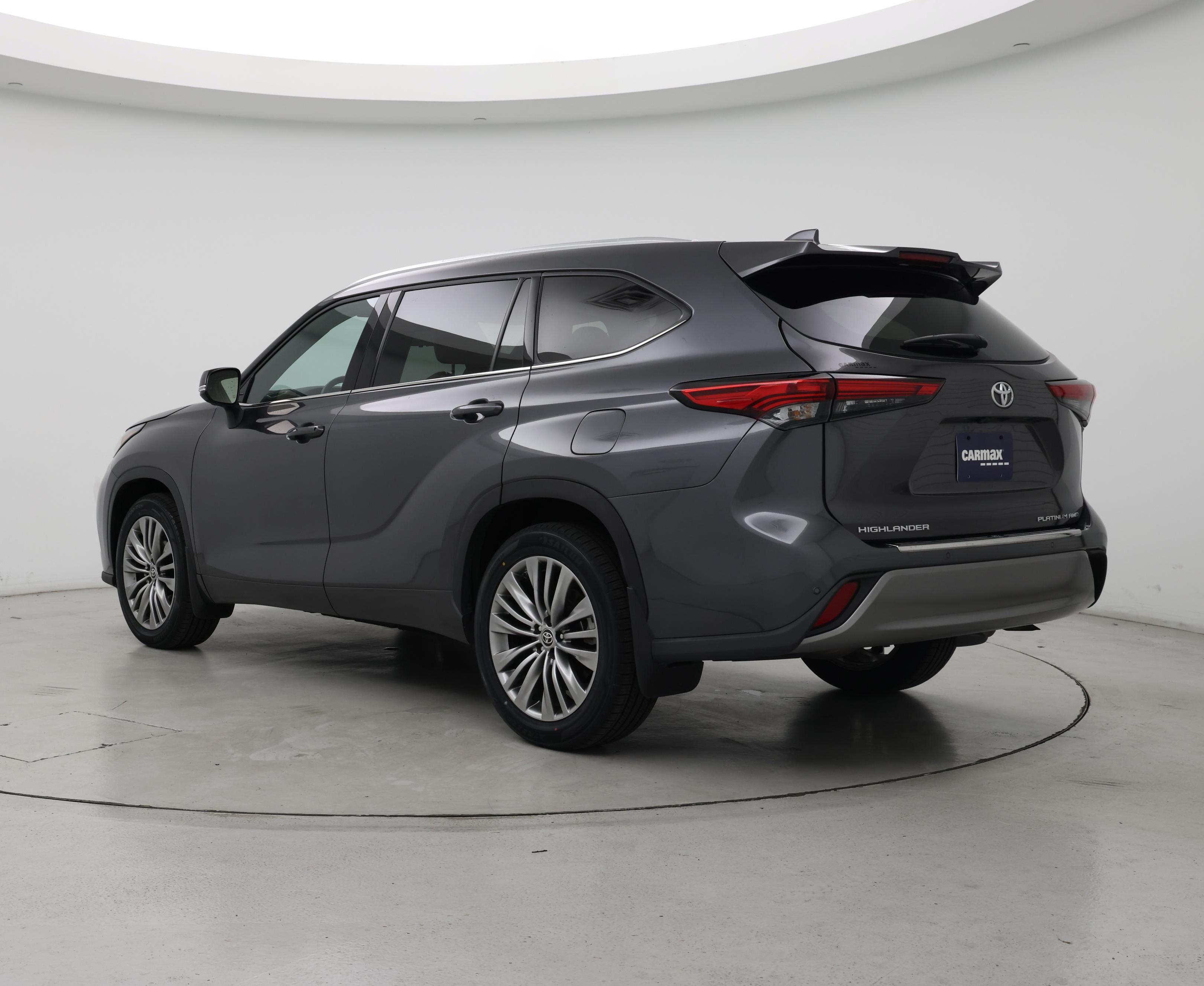 Thumbnail: 2021 Toyota Highlander - 2