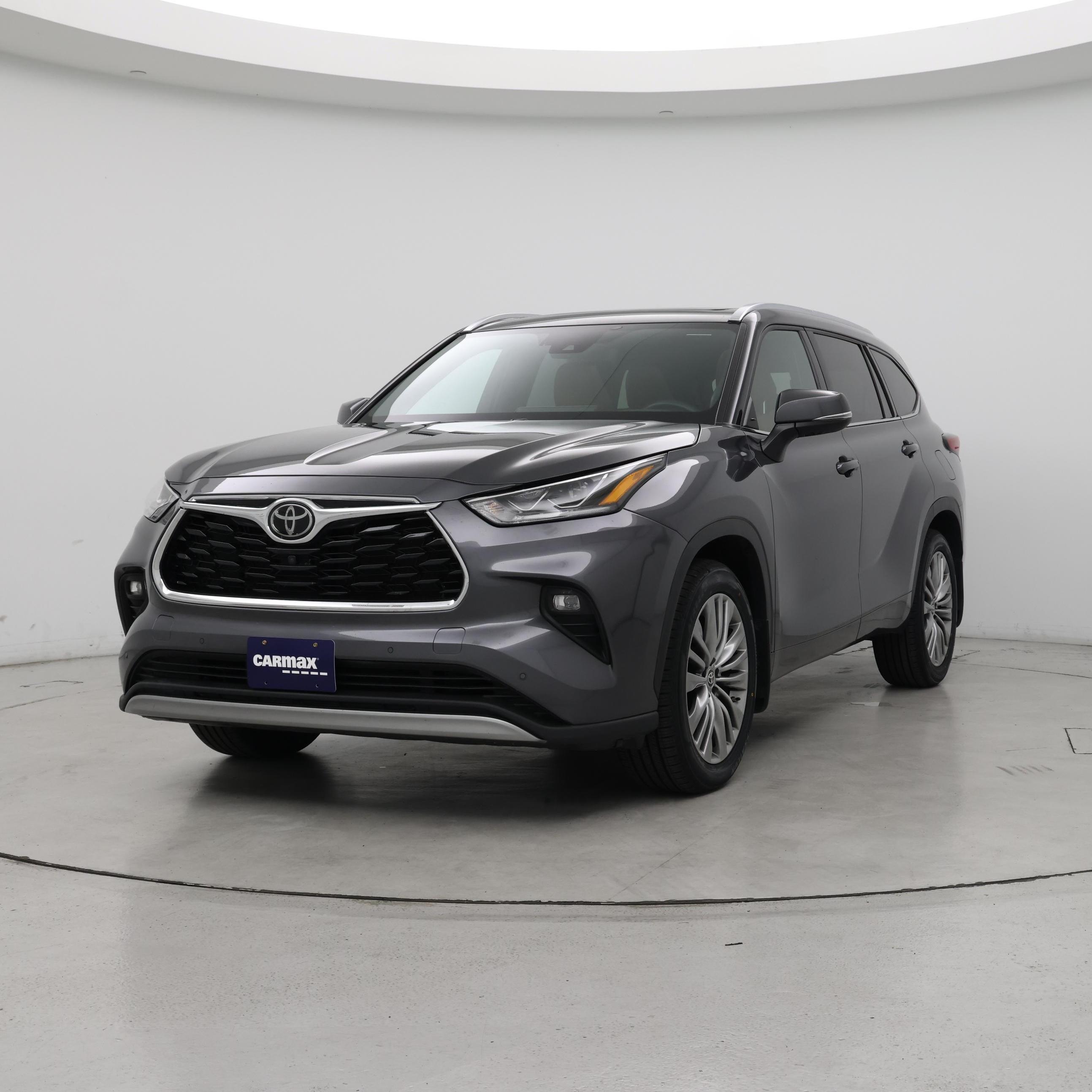 Thumbnail: 2021 Toyota Highlander - 4